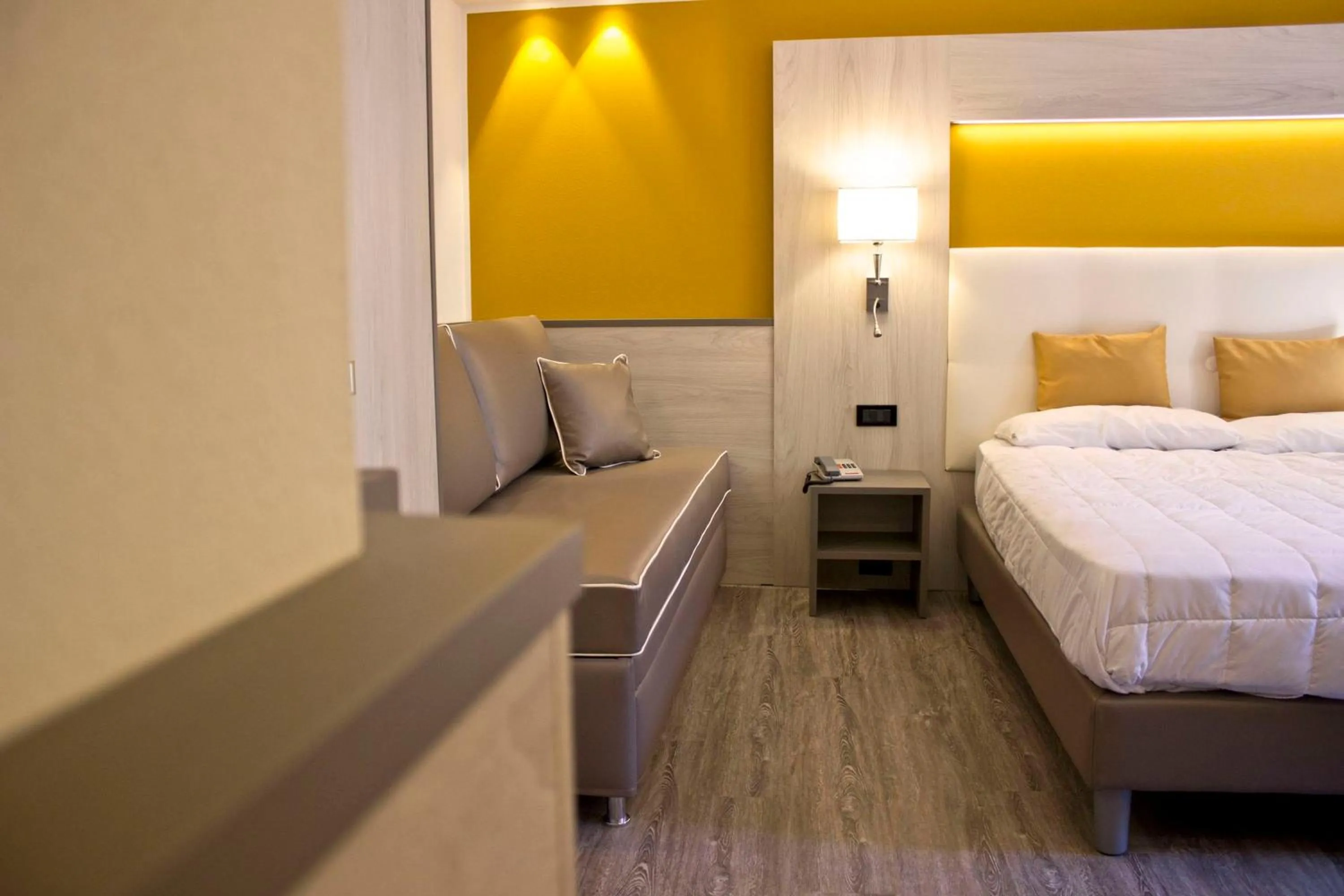 Photo of the whole room, Bed in Hotel Dolomiti