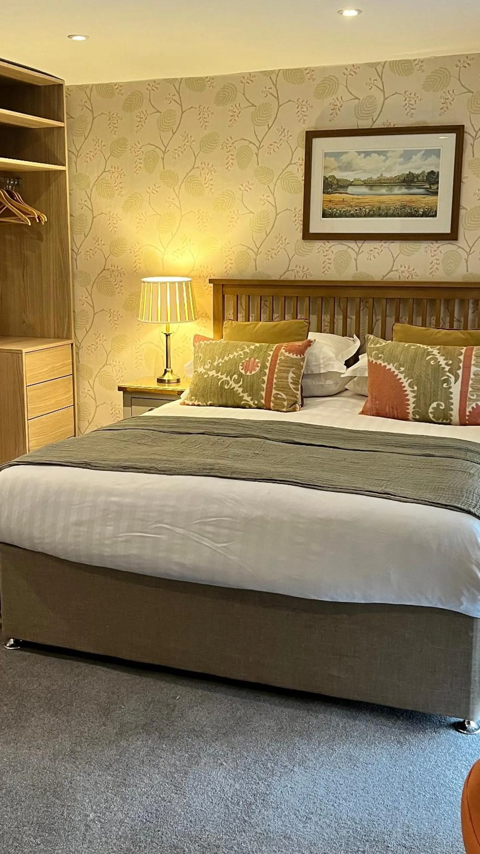 Bedroom, Bed in Bramwood Guest House