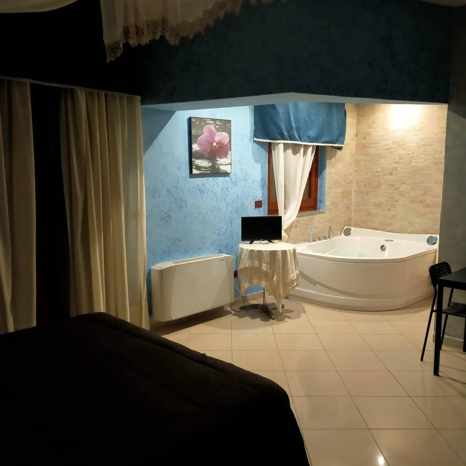 Bed in Royal Hotel Montevergine