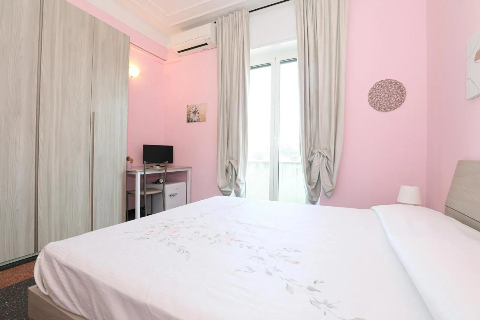 Bed in Affittacamere "SAN MARTINO ROOMS"