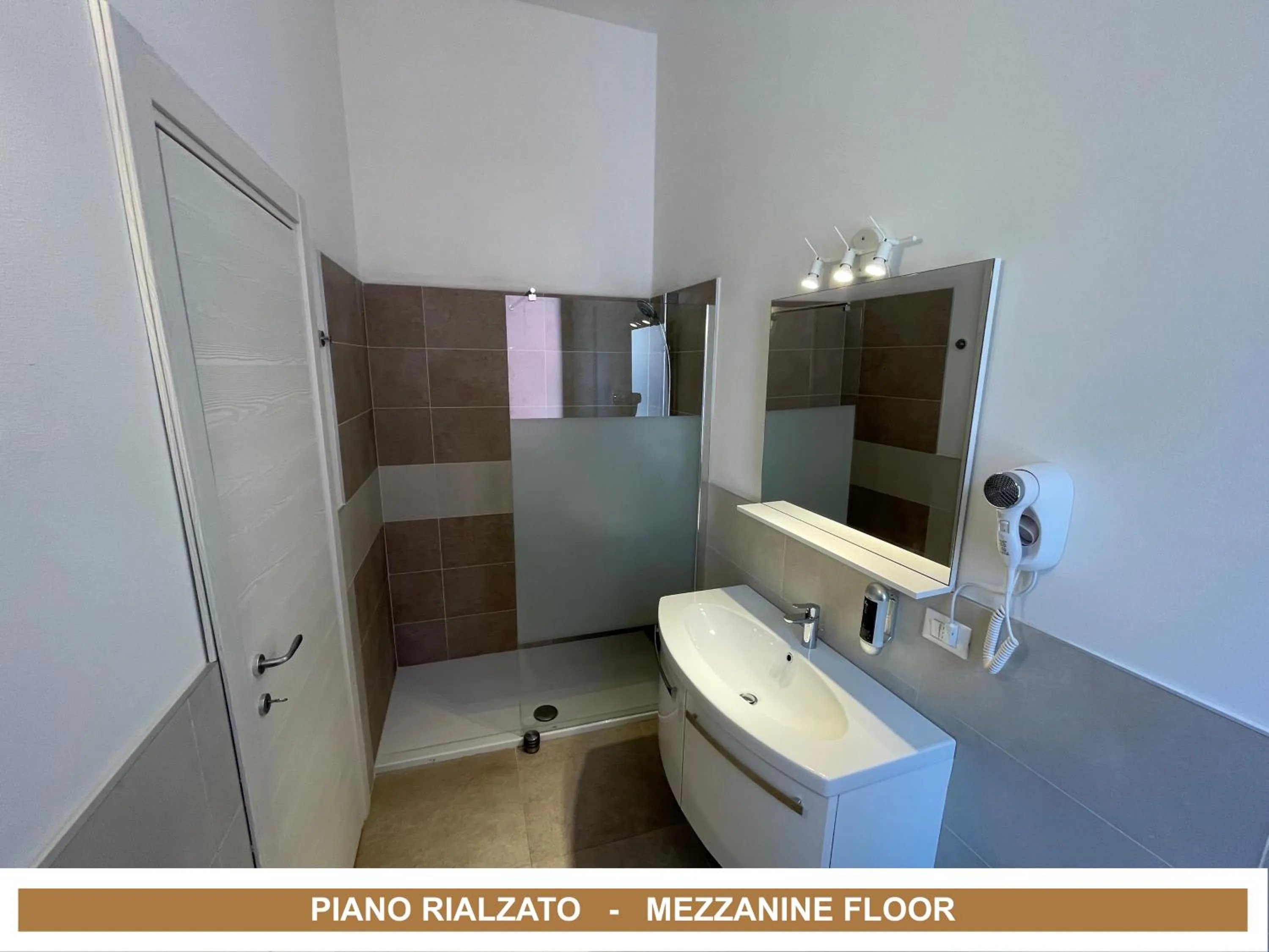 Shower in Lady Verona Residence