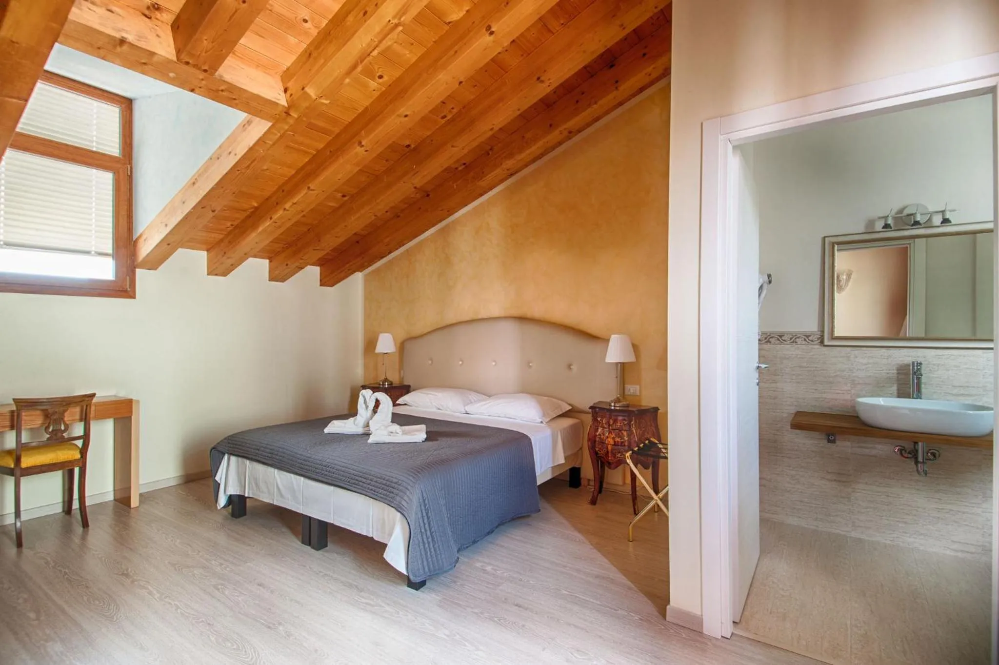 Bedroom, Bed in Lady Verona Residence