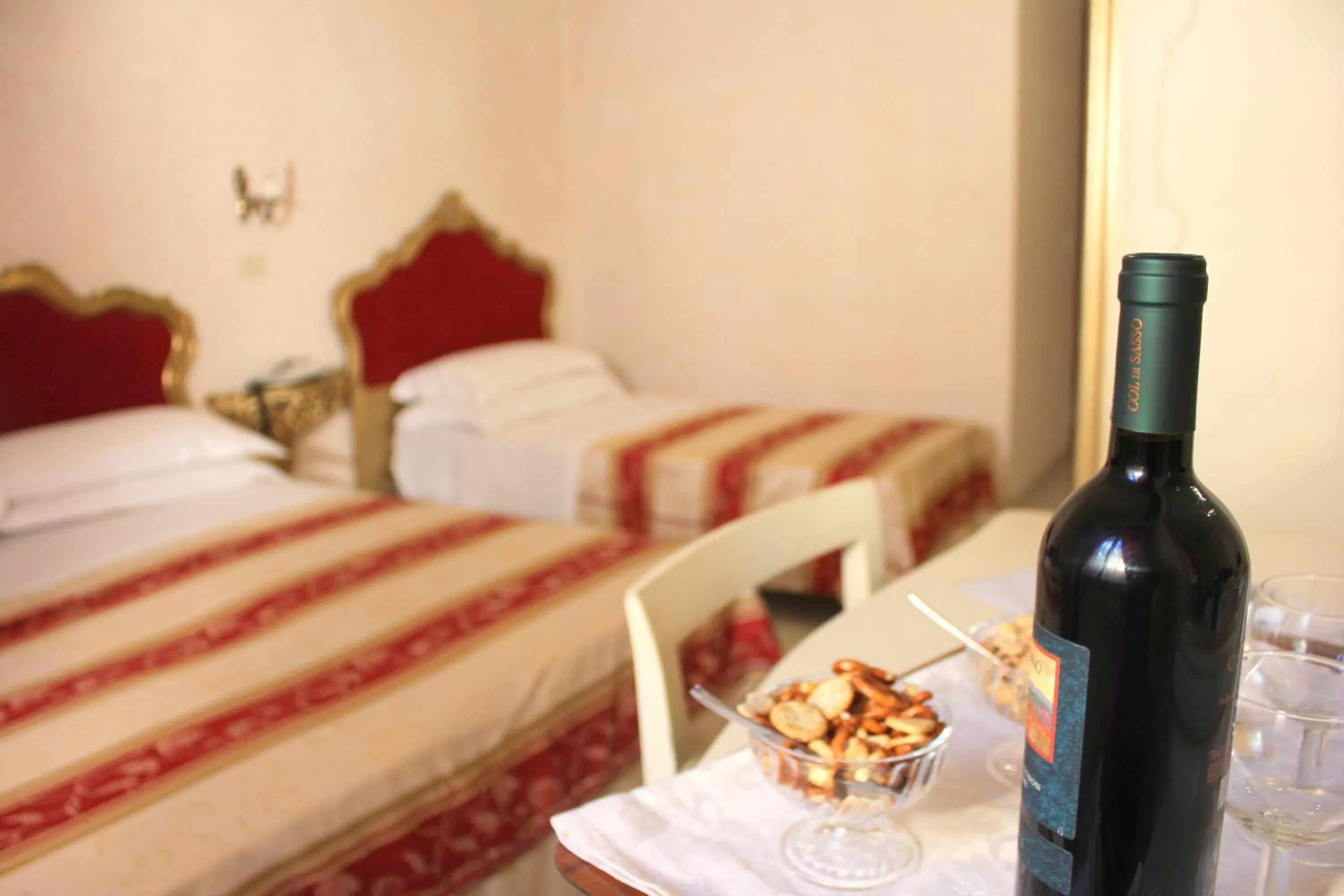 Bed in Hotel Romulus