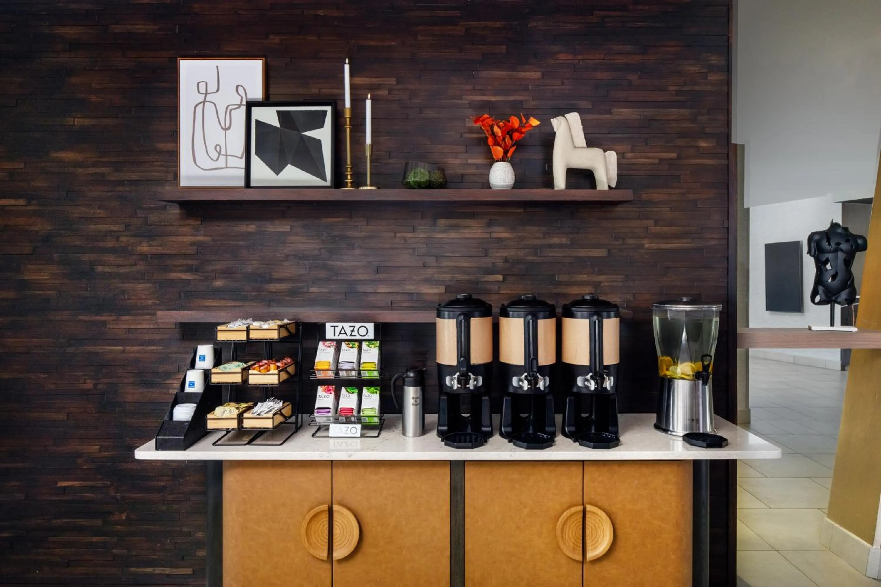 Coffee/tea facilities in Hyatt House Washington DC Downtown Convention Center