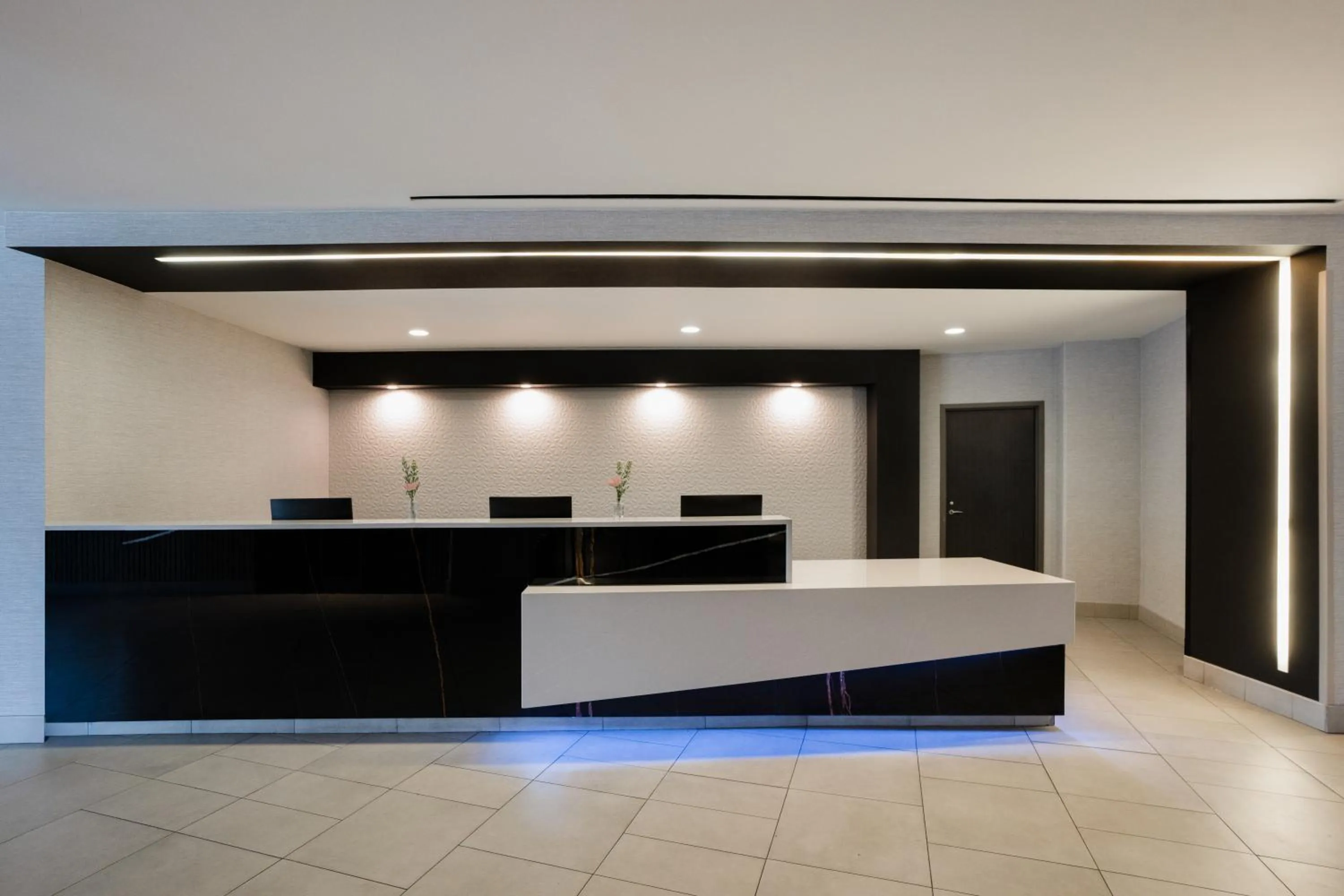 Lobby or reception in Hyatt House Washington DC Downtown Convention Center