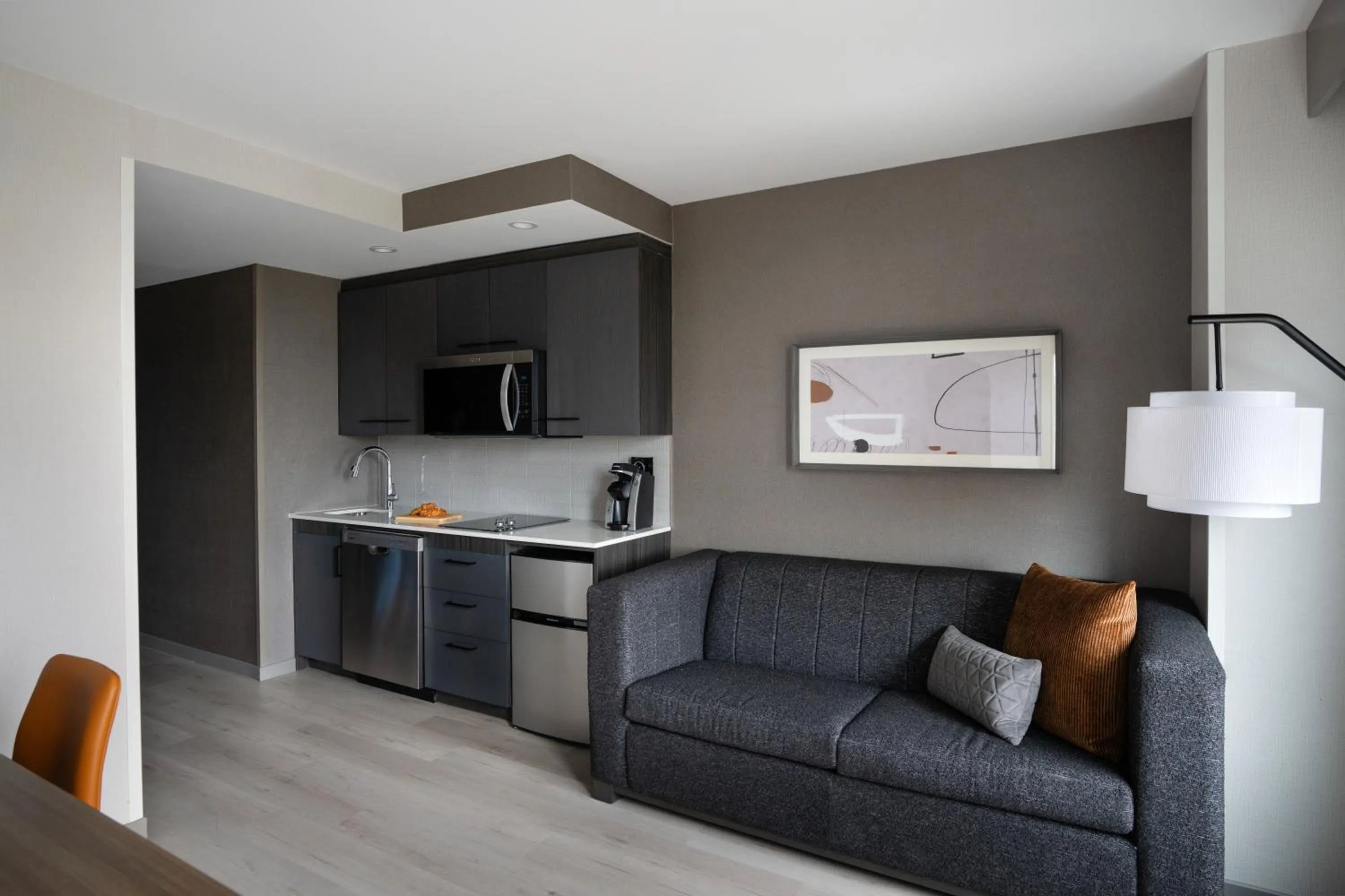 Kitchen or kitchenette in Hyatt House Washington DC Downtown Convention Center