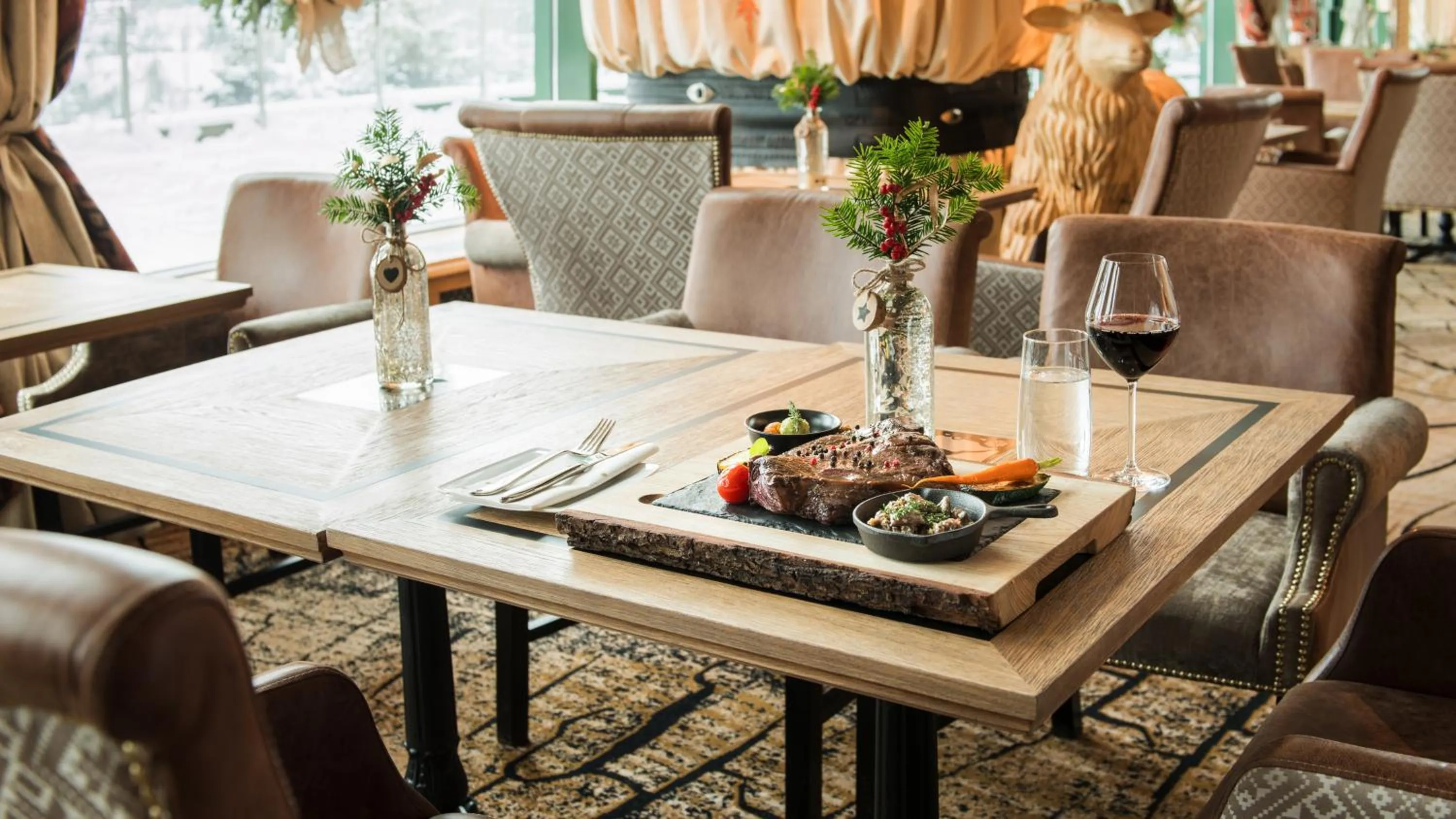 Restaurant/places to eat in Bachleda Hotel Kasprowy