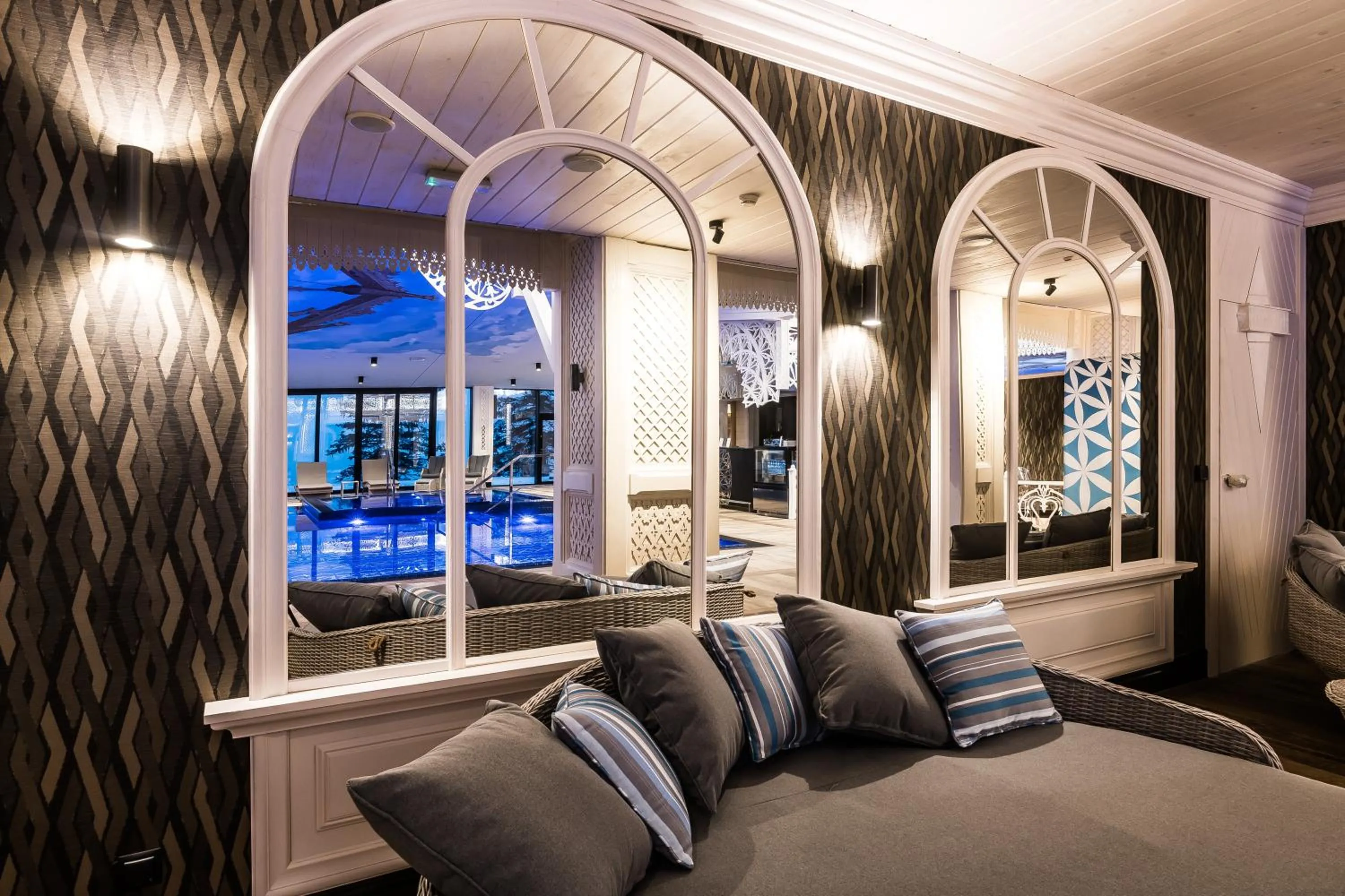 Swimming pool in Bachleda Hotel Kasprowy