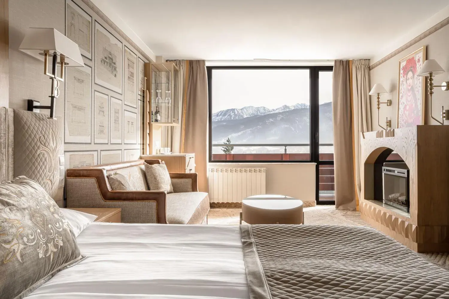 Junior Suite with Balcony and Mountain View in Bachleda Hotel Kasprowy Junior Suite with Balcony and Mountain View in Bachleda Hotel Kasprowy