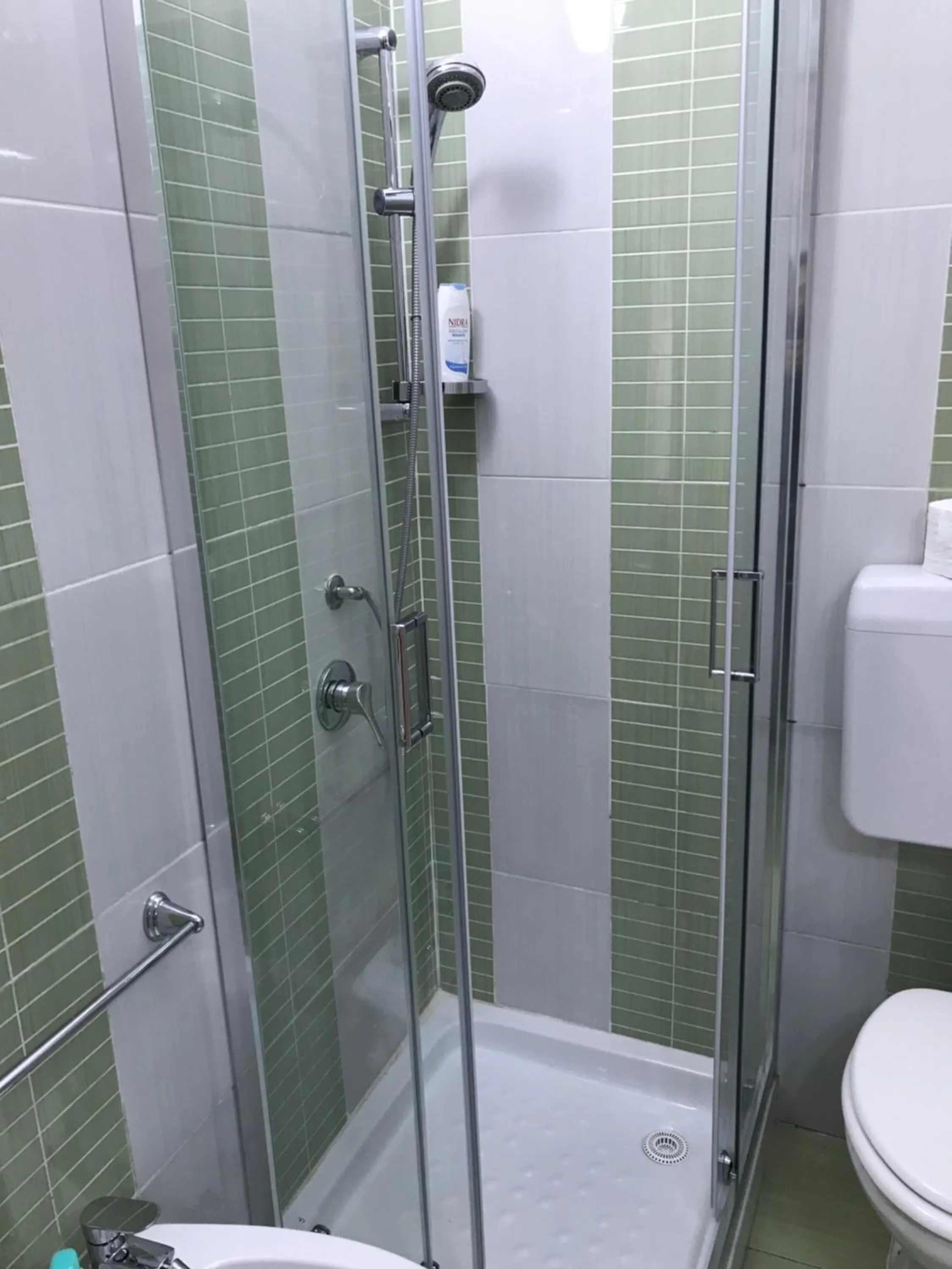 Shower in Busalacchi B&B