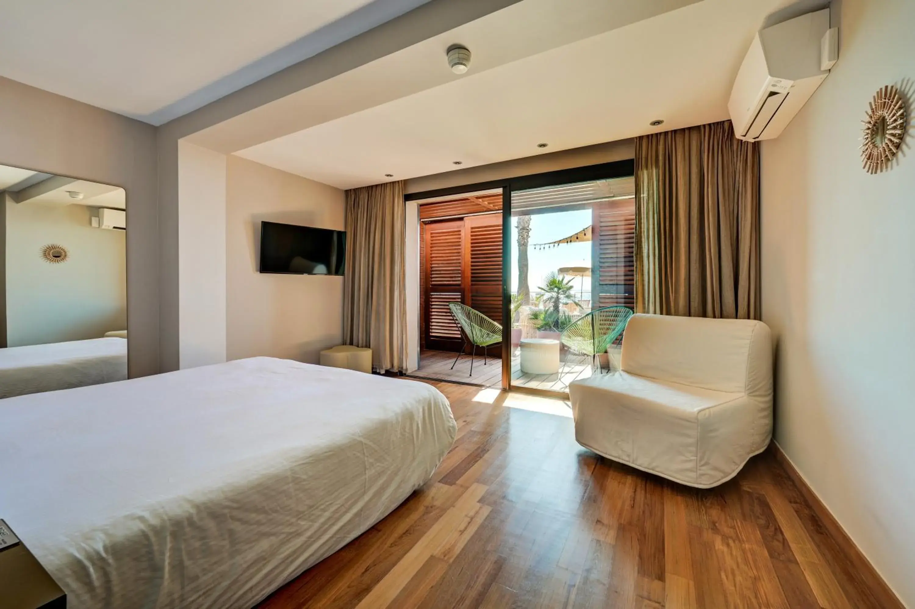 Junior Suite with Sea View in Hôtel Bor Junior Suite with Sea View in Hôtel Bor