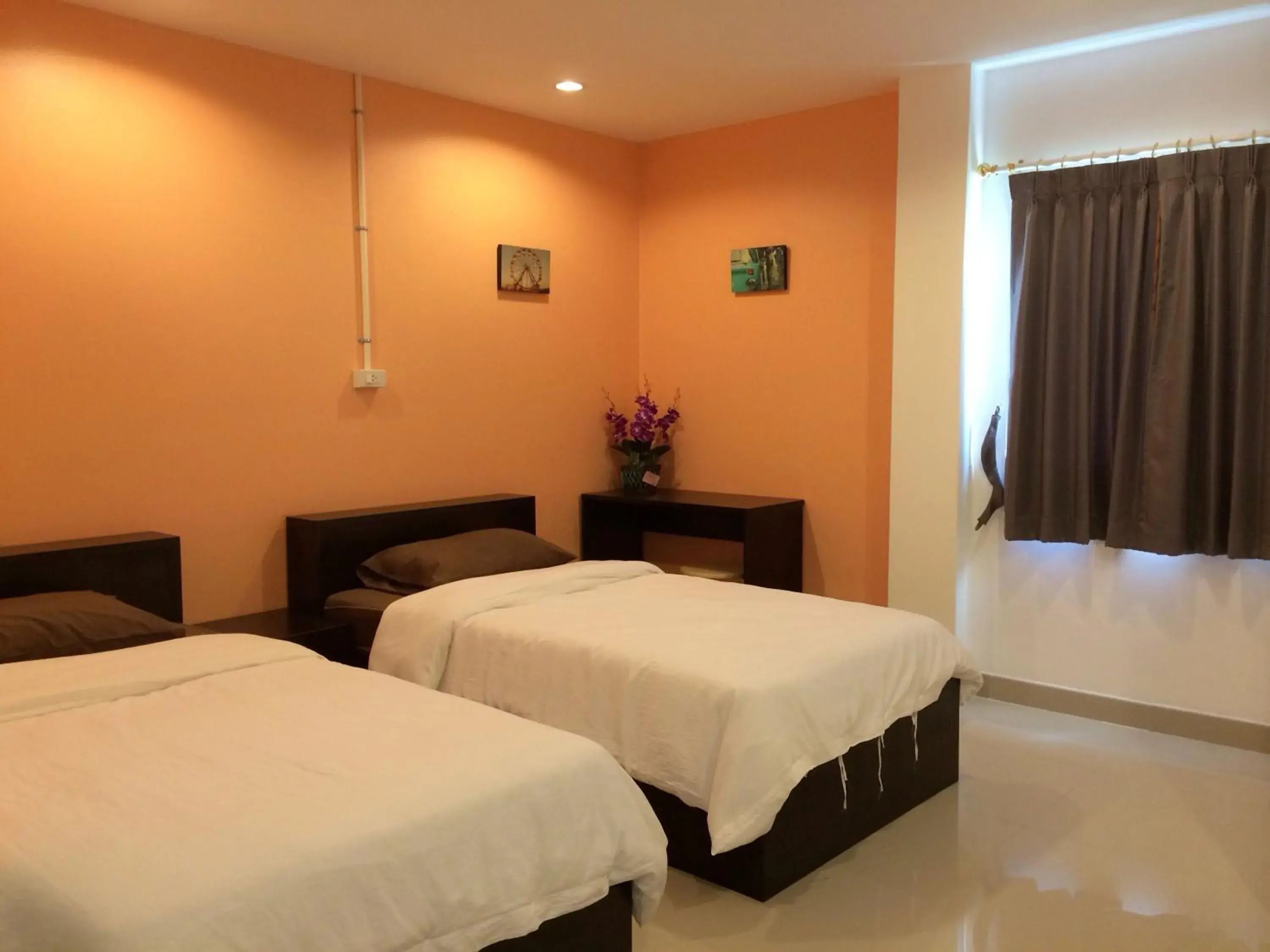 Standard Double or Twin Room in U Dee Room and Coffee Standard Double or Twin Room in U Dee Room and Coffee