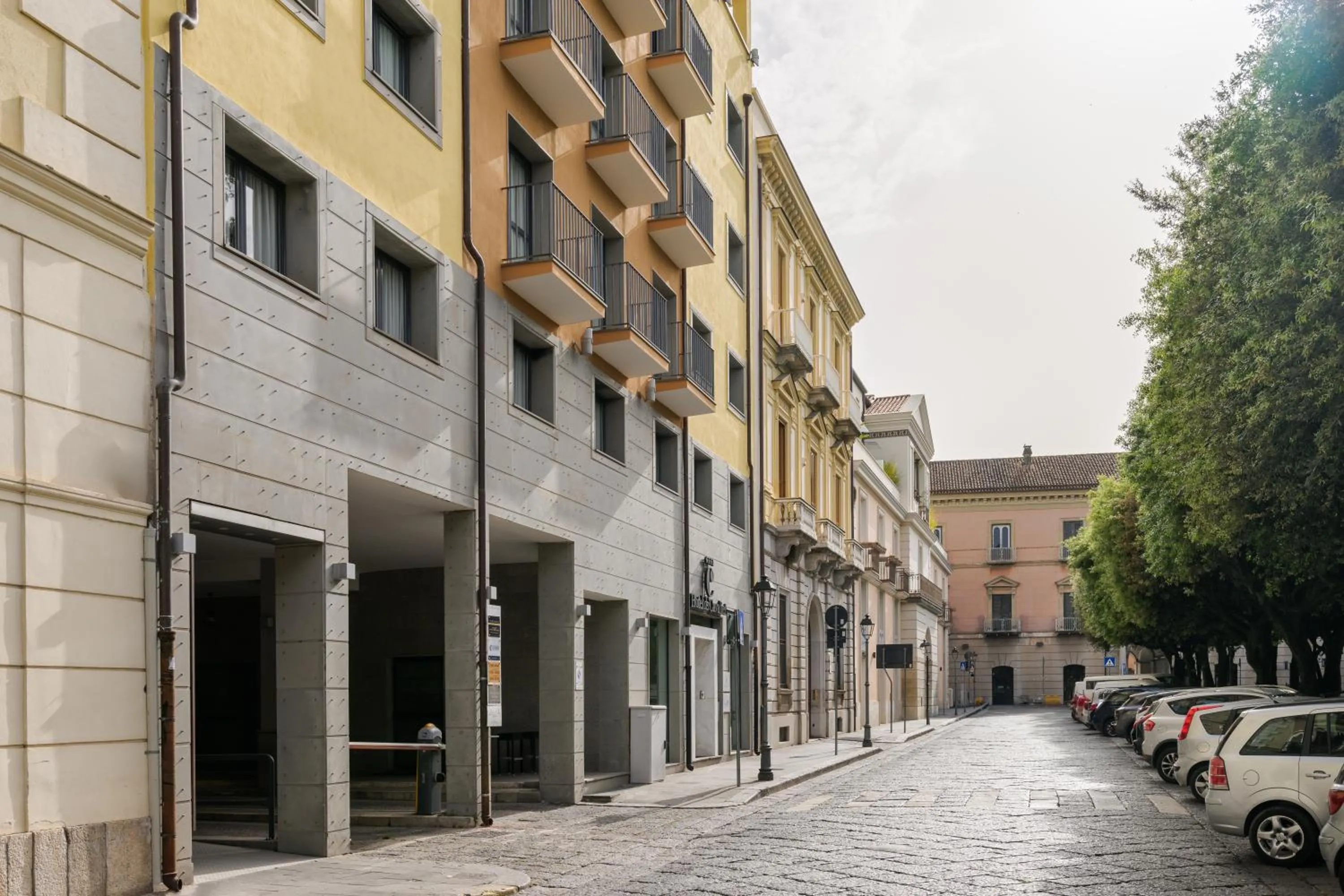 Property building in Hotel dei Cavalieri Caserta - La Reggia