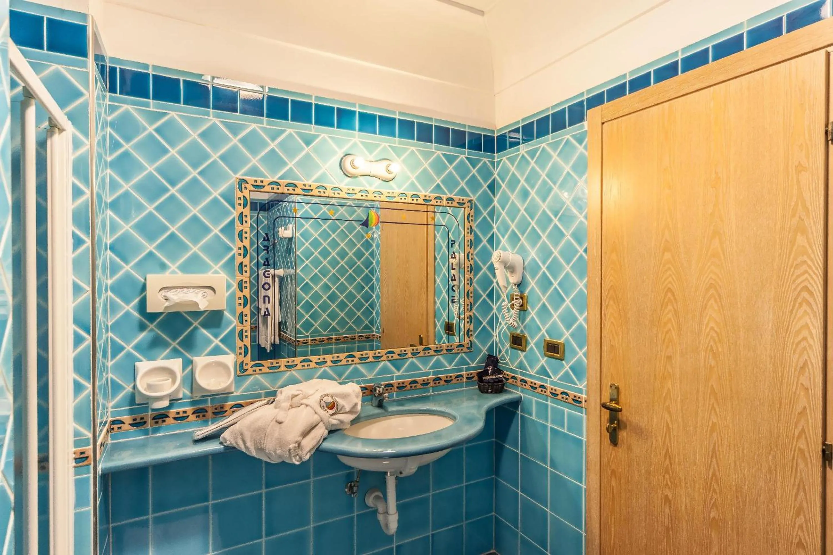 Bathroom in Aragona Palace Hotel & Spa