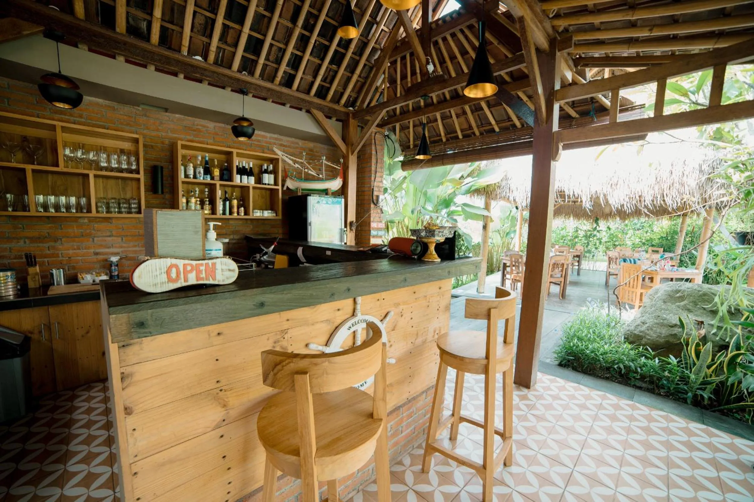 Restaurant/places to eat in Kubu Sakian Villa and Restaurant Sidemen