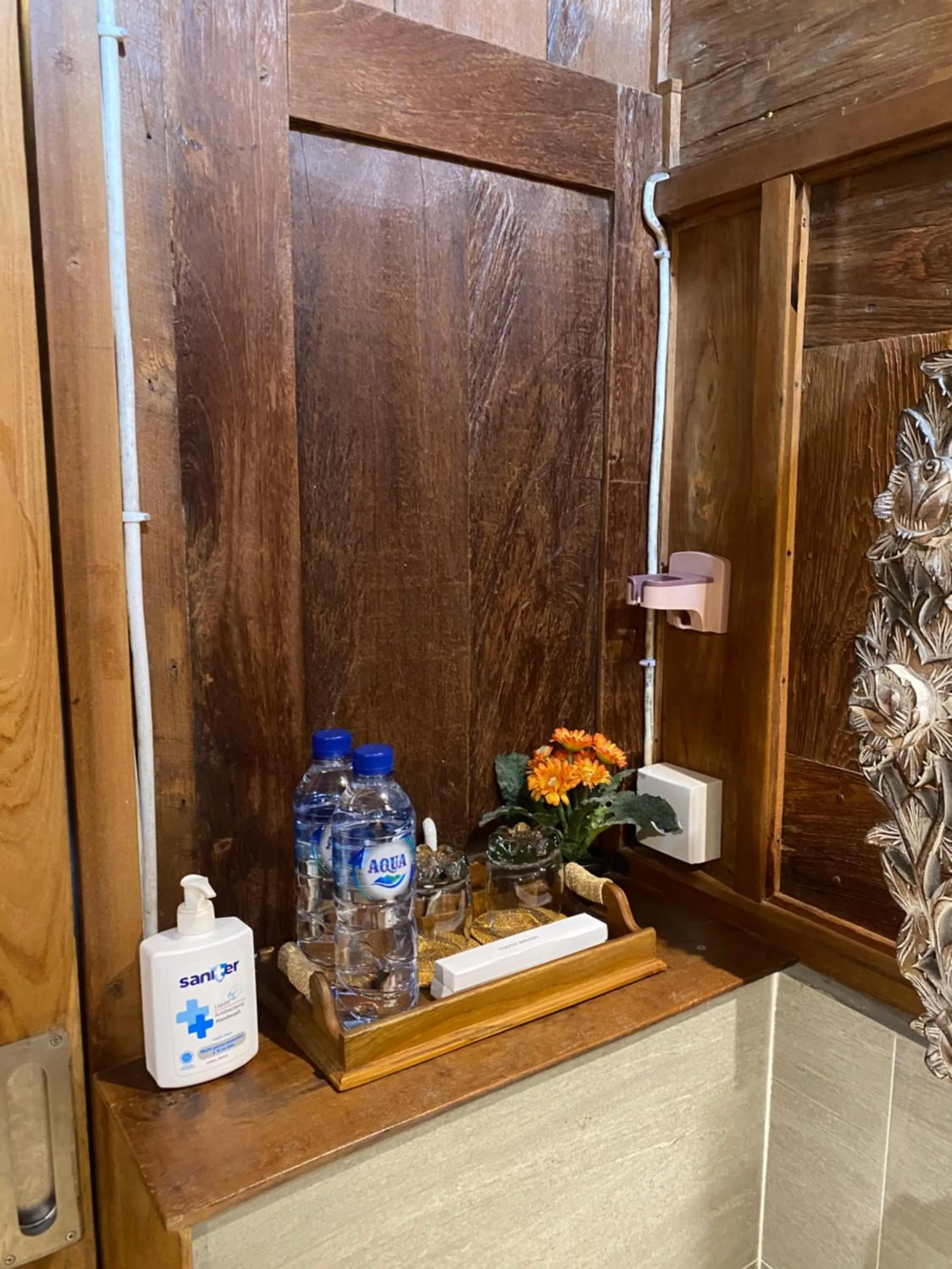 Bathroom in Kubu Sakian Villa and Restaurant Sidemen