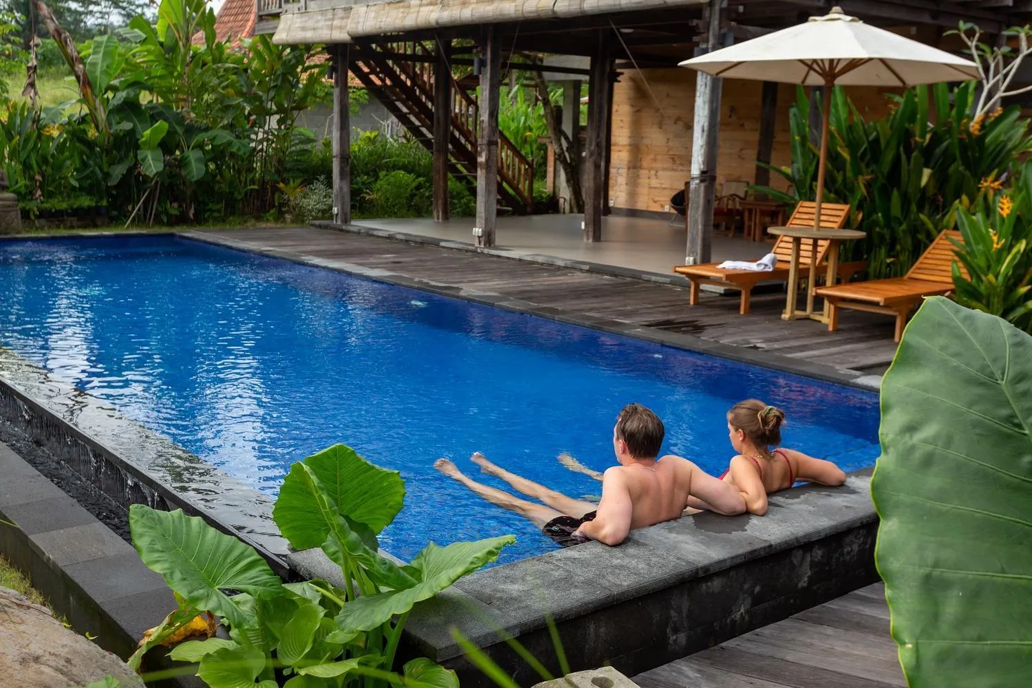 Swimming pool in Kubu Sakian Villa and Restaurant Sidemen