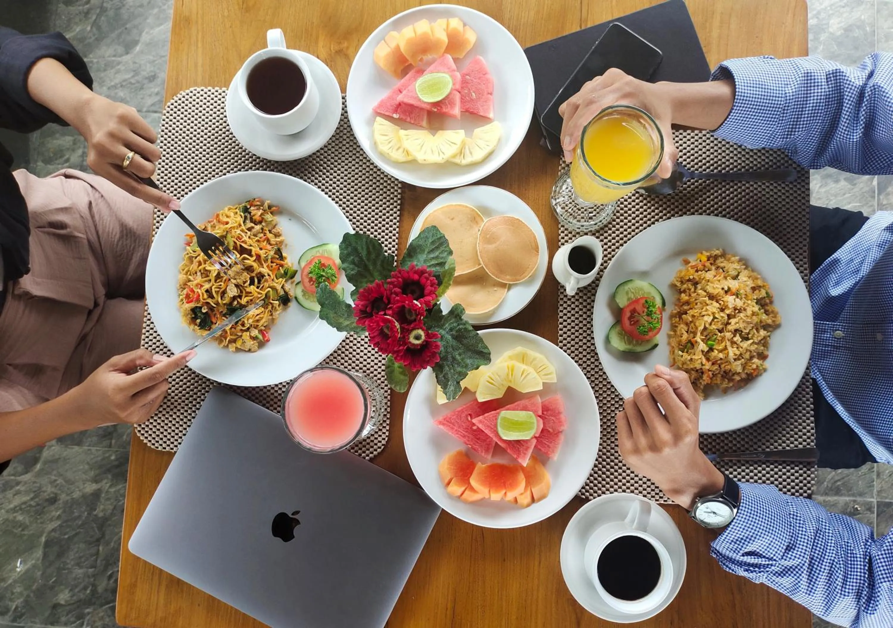 Restaurant/places to eat in Kubu Sakian Villa and Restaurant Sidemen