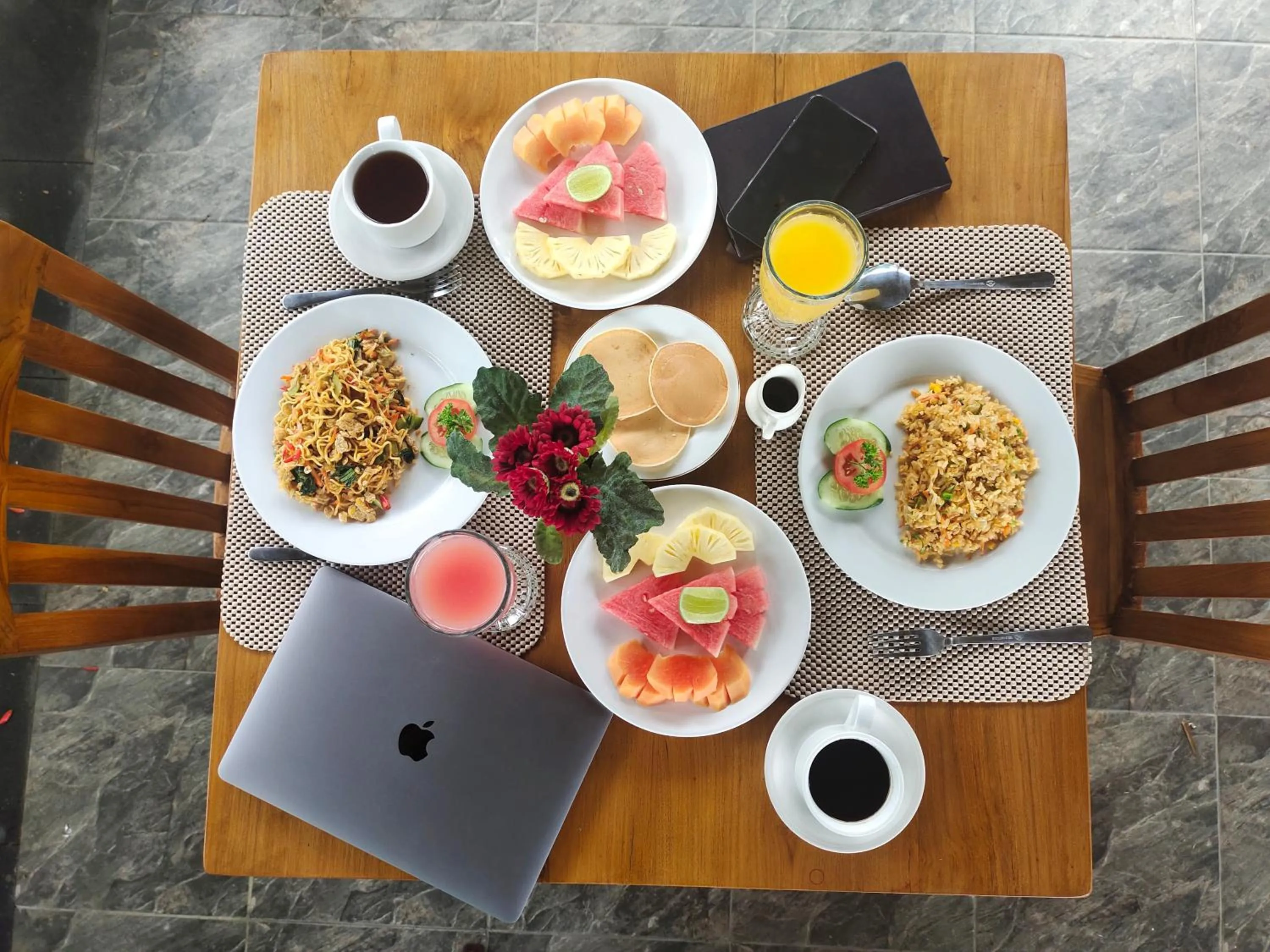 Breakfast in Kubu Sakian Villa and Restaurant Sidemen