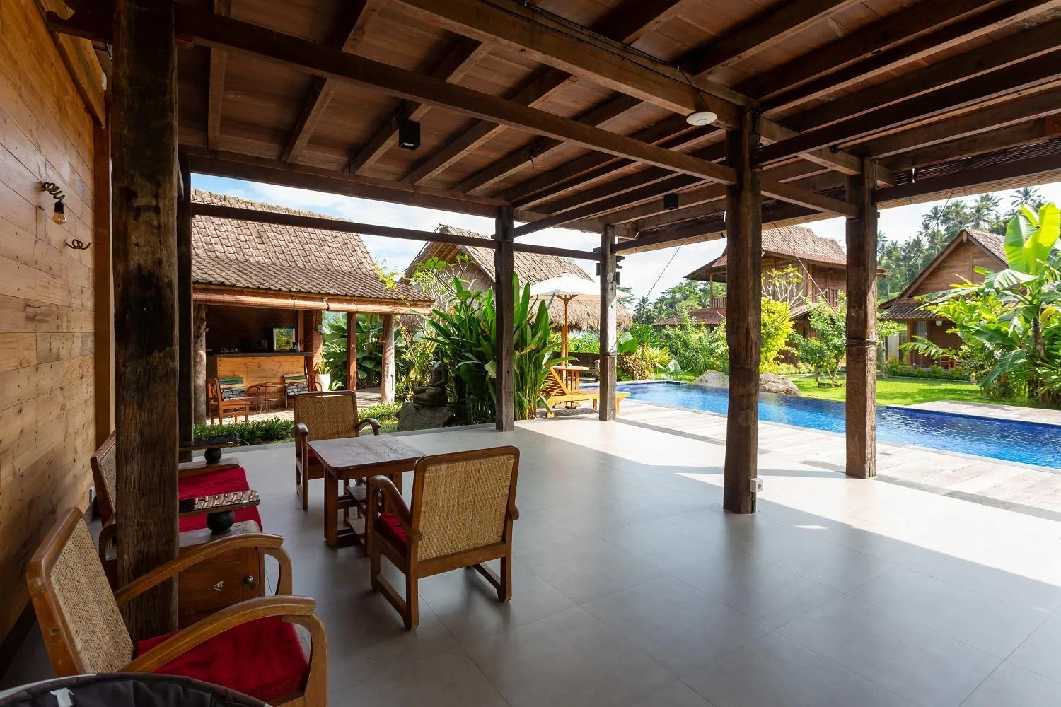 Restaurant/places to eat in Kubu Sakian Villa and Restaurant Sidemen