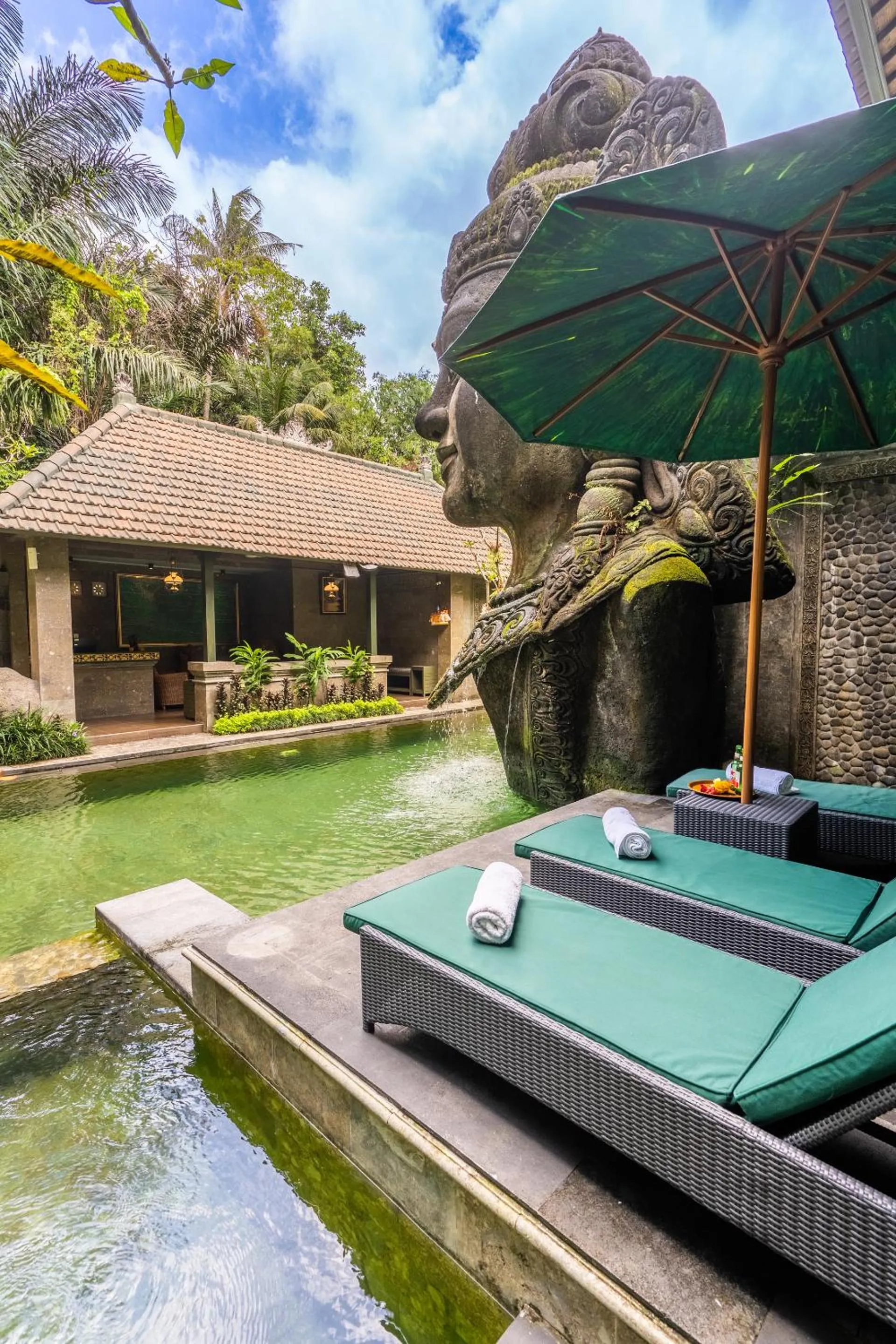 Huts Rock Ubud