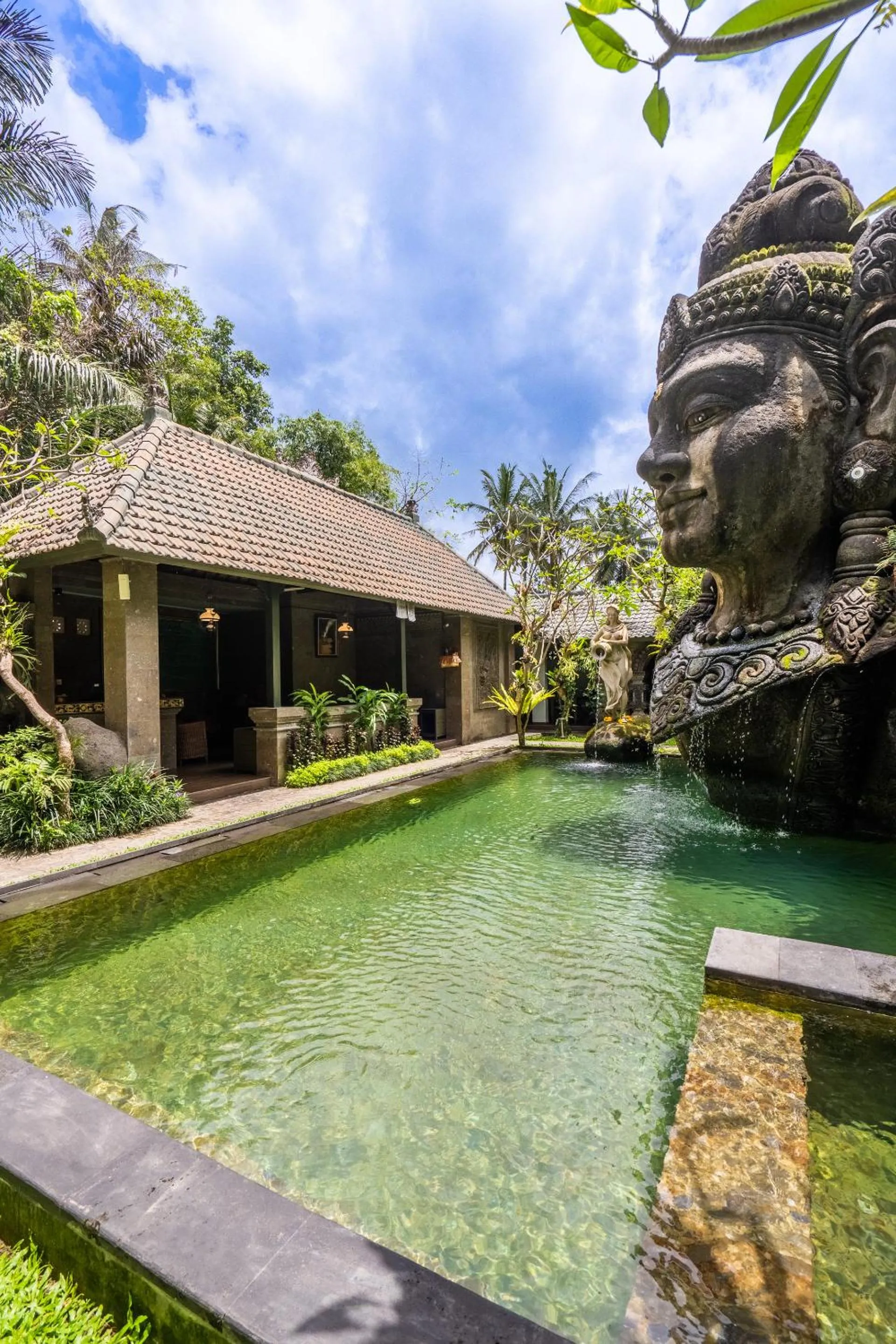 Huts Rock Ubud