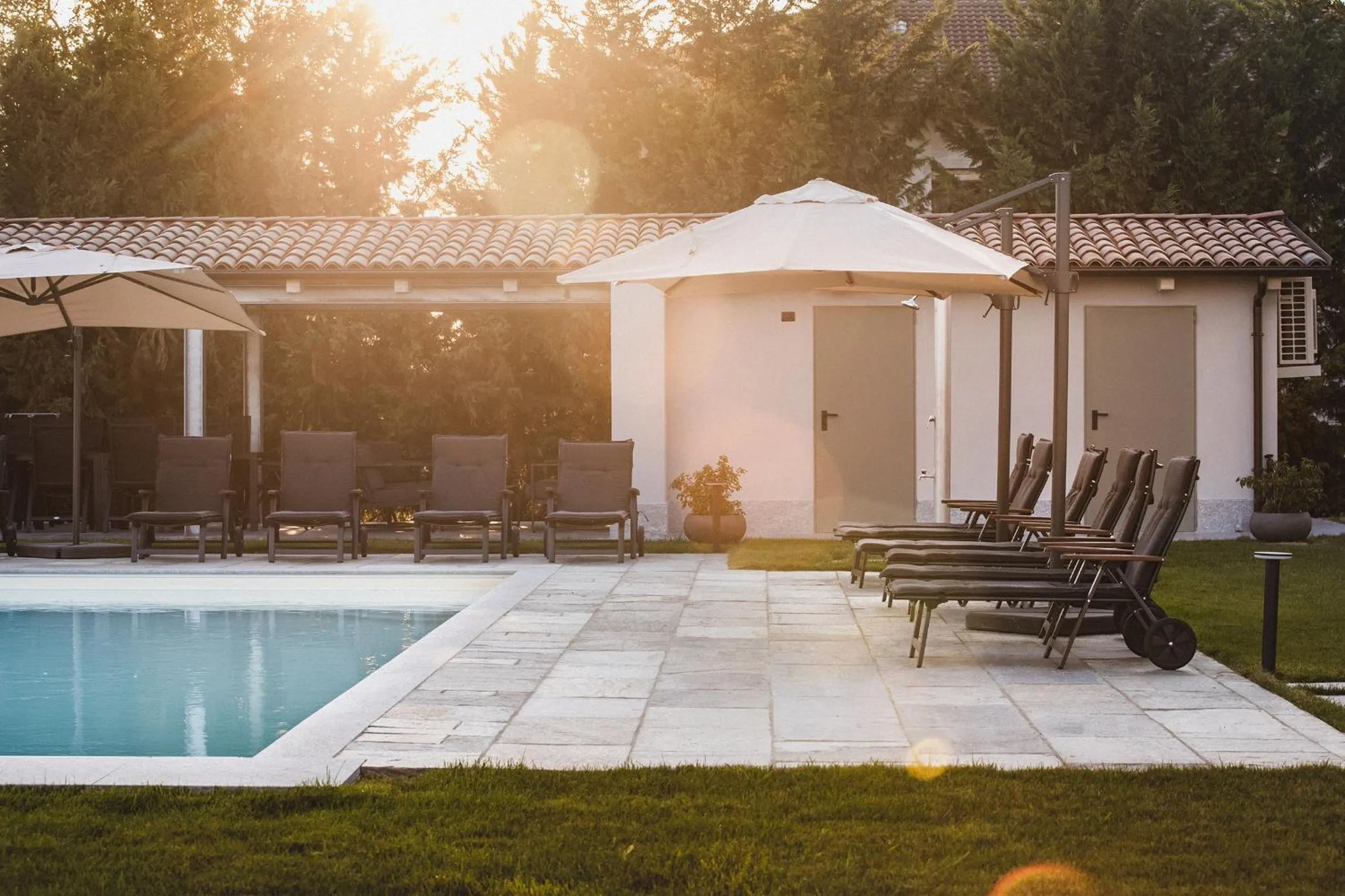 Swimming pool in Villa Vinory Bricco di Nizza