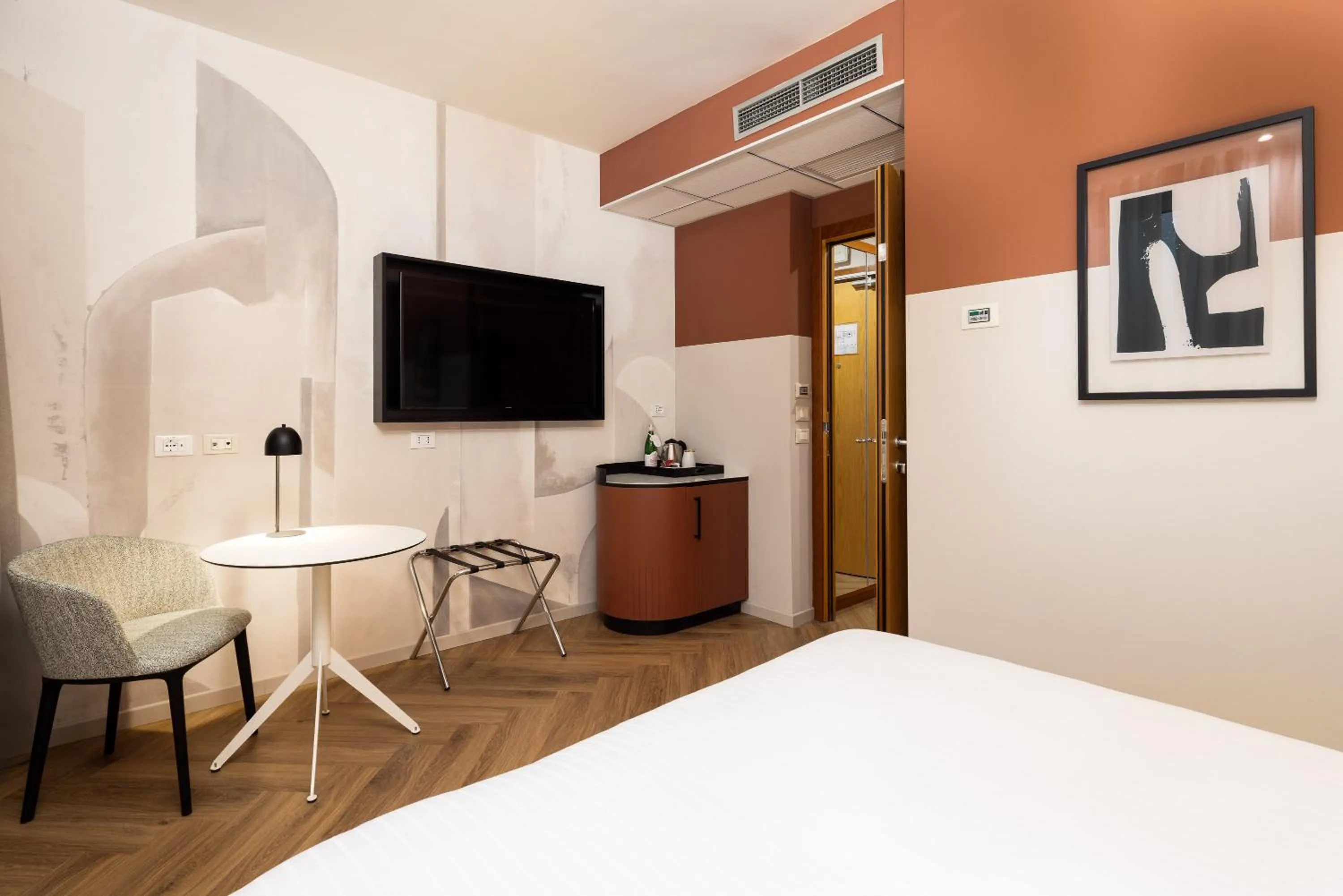 Bed in Crowne Plaza Padova by IHG
