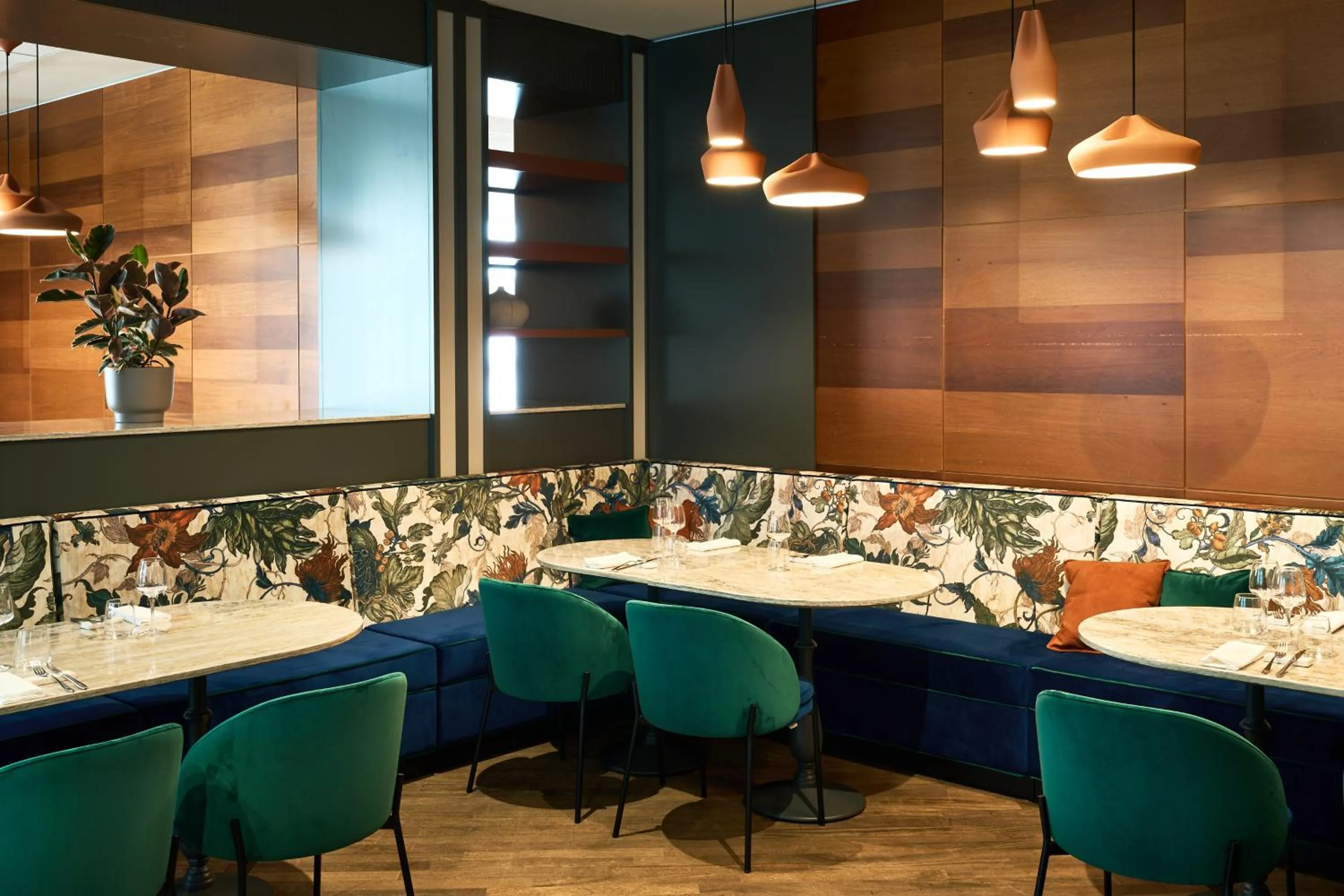 Restaurant/places to eat in Crowne Plaza Padova by IHG