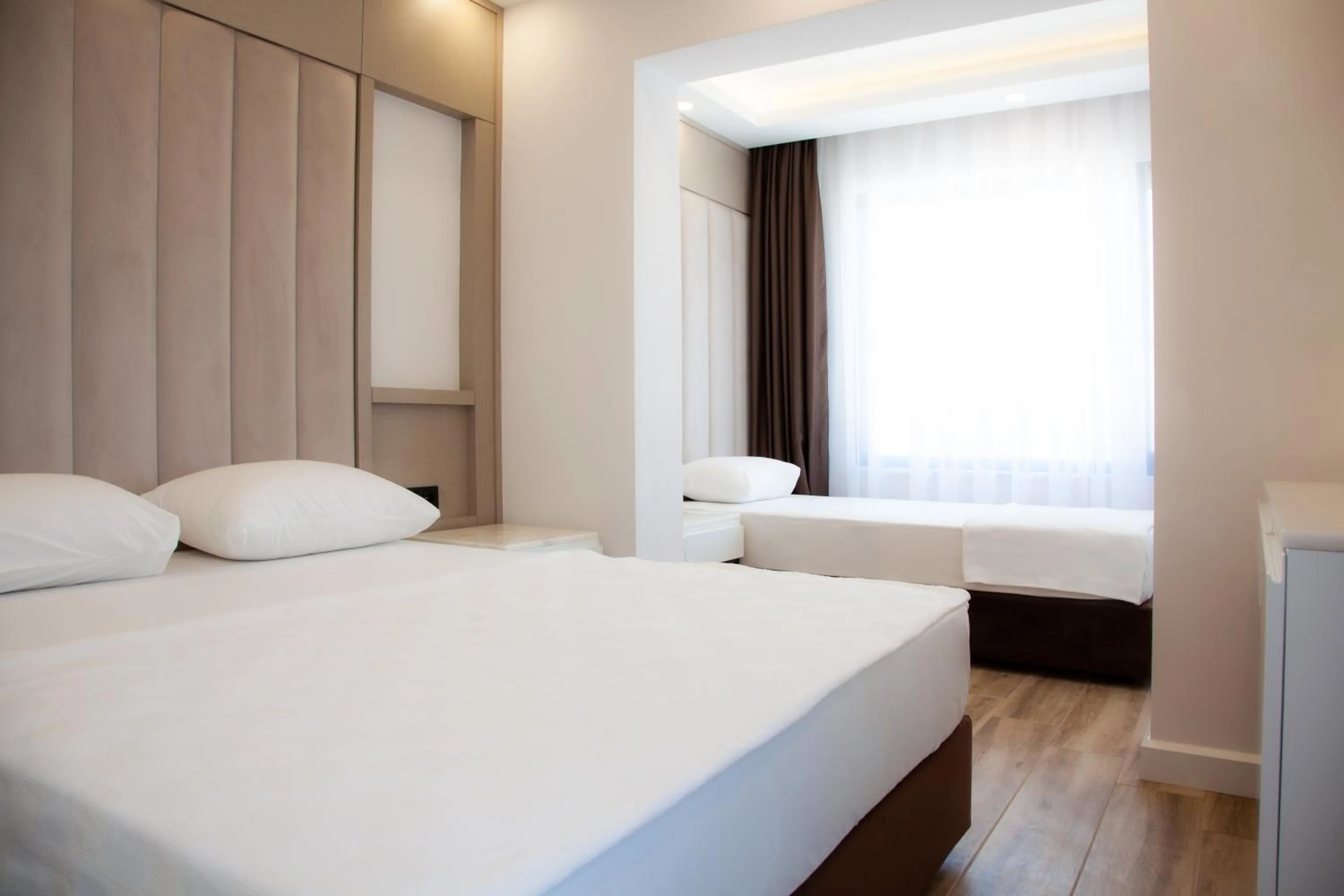 Bed in Edem Flower Hotel