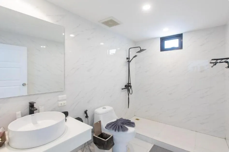 patong sunset villa Phuket