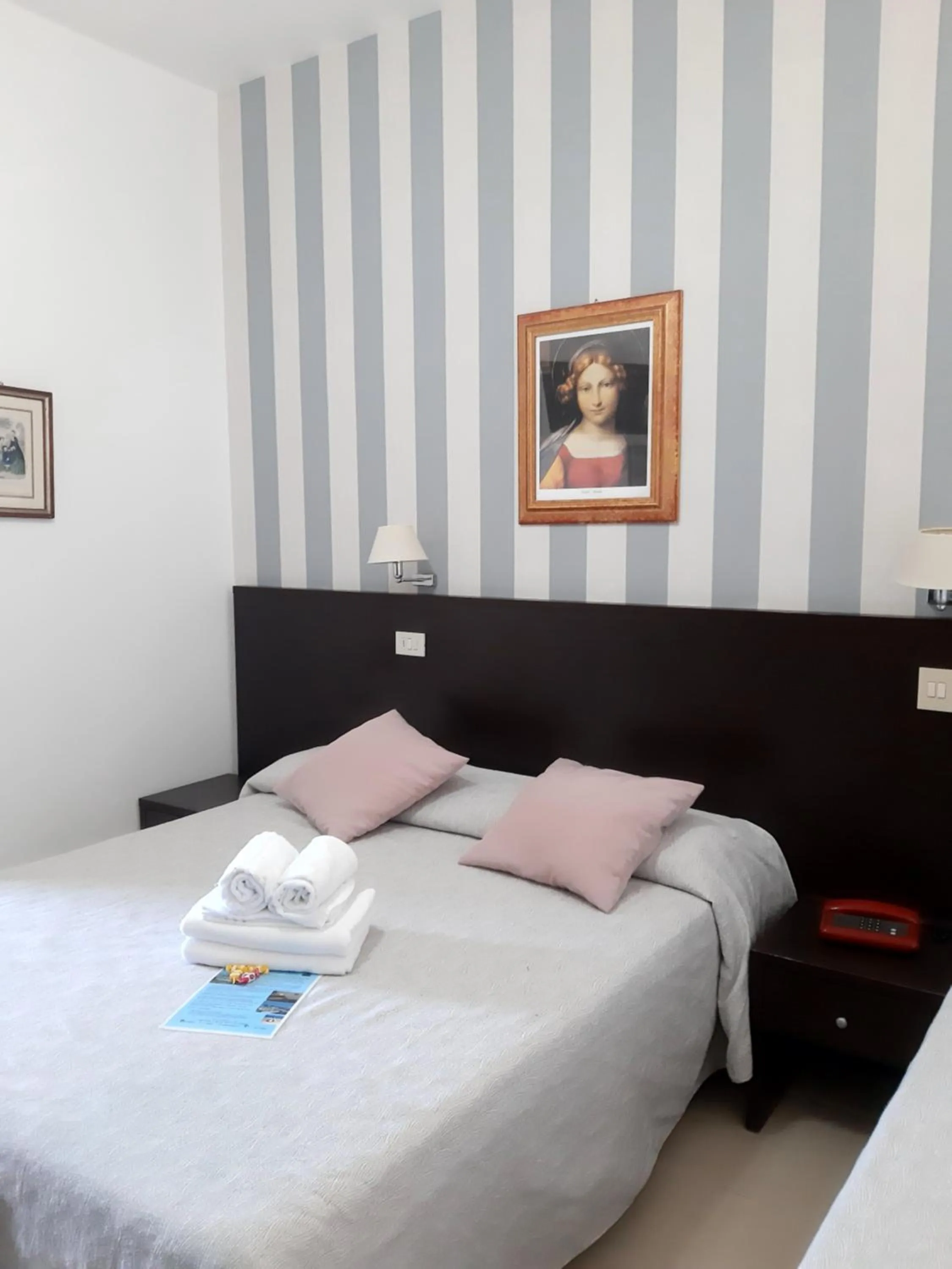 Property building, Bed in Hotel Ancore