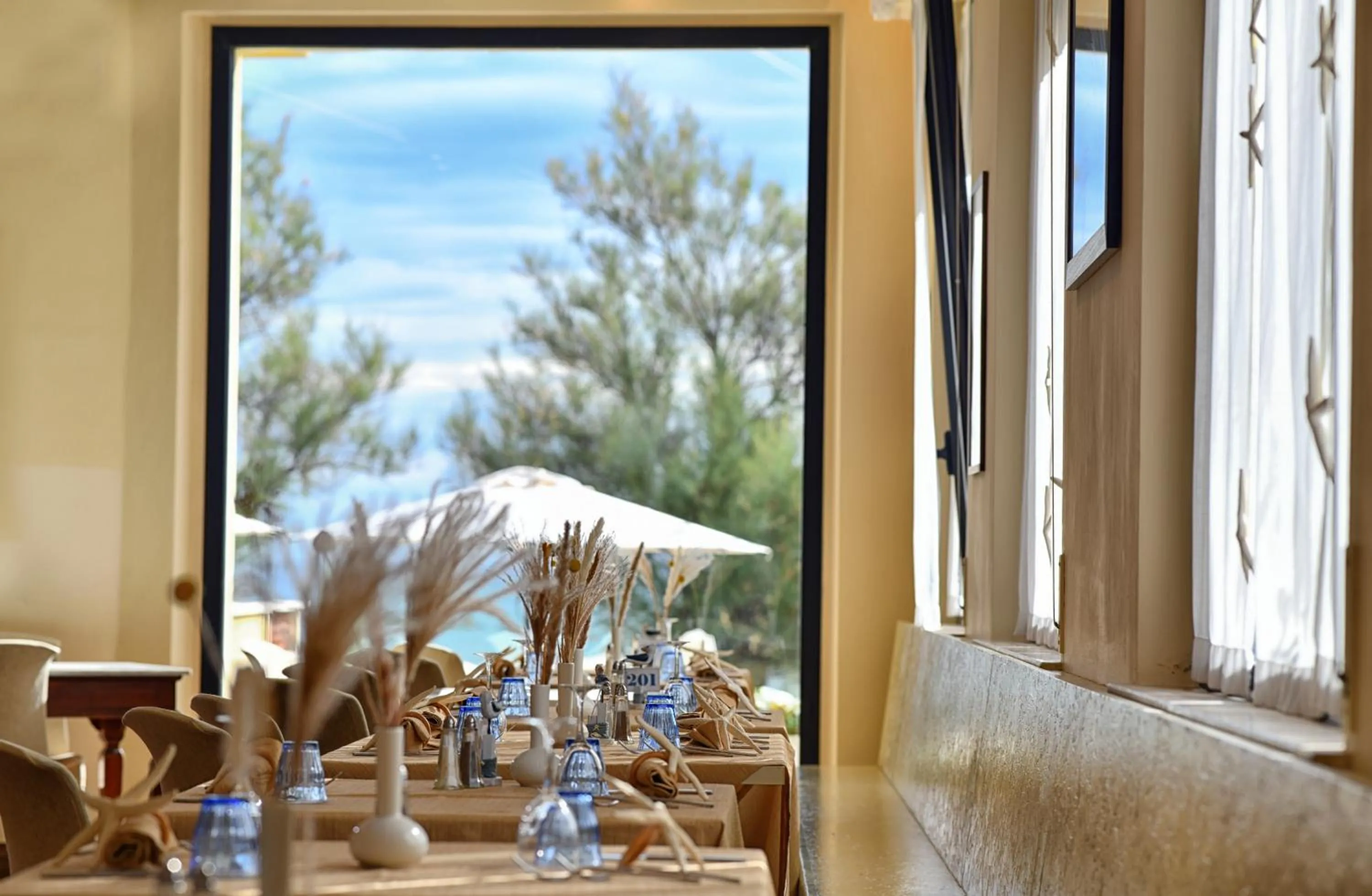 Restaurant/places to eat in Hotel Ancore