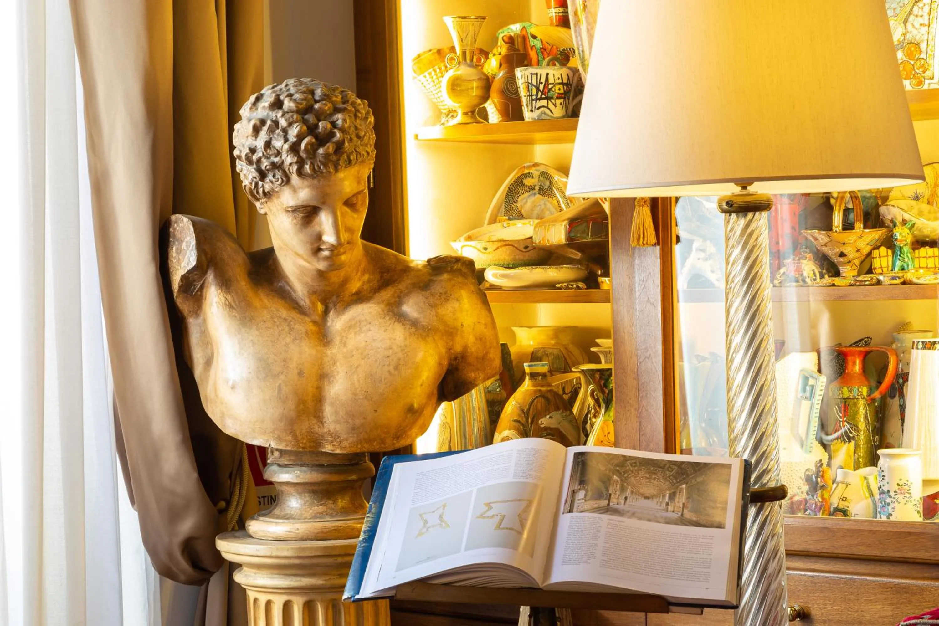 Lobby or reception in Hotel Maxim Axial