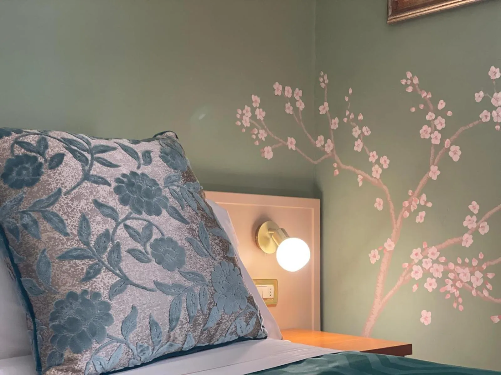 Bed in Hotel Maxim Axial