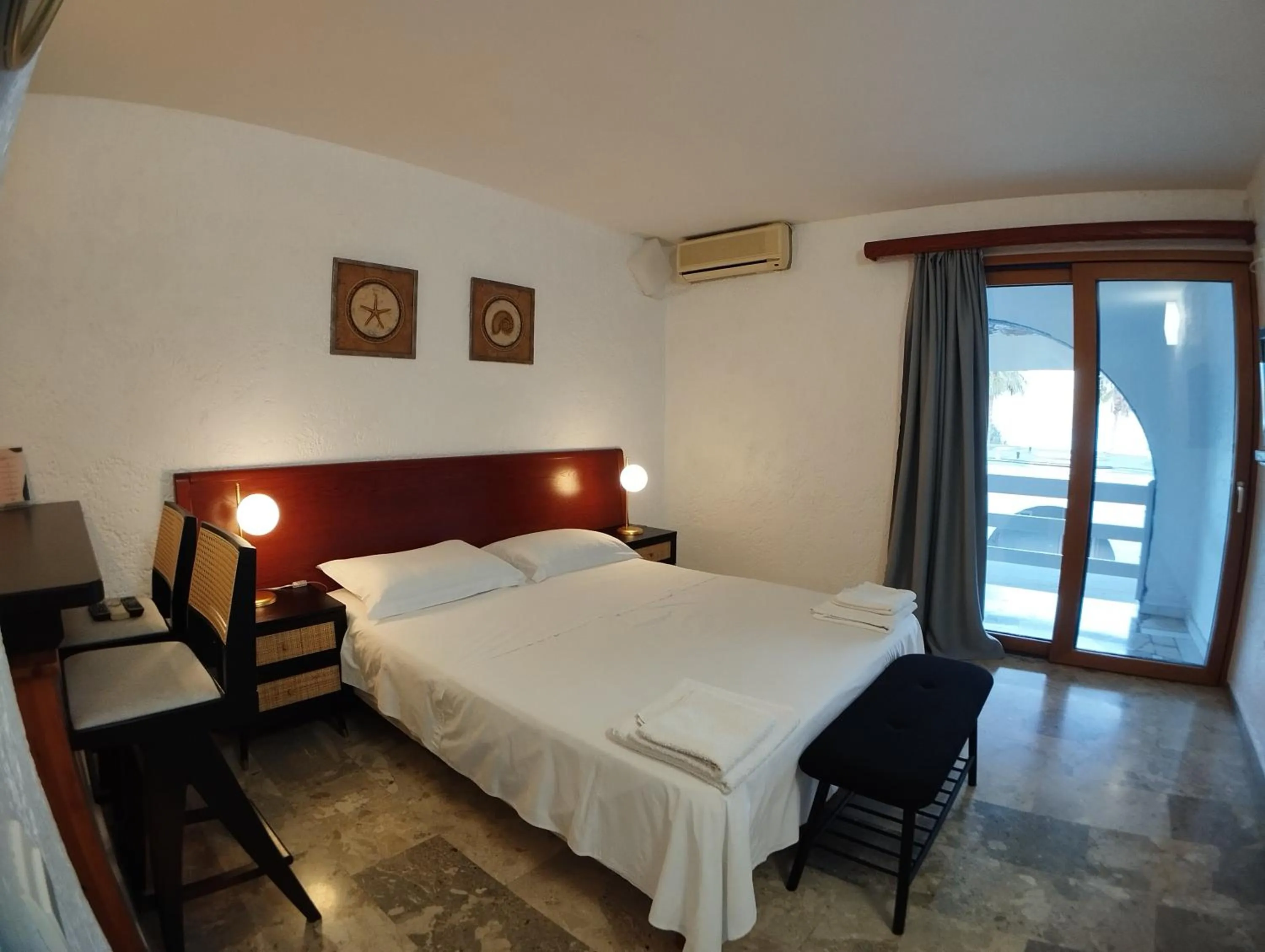 Double Room with Sea View - single occupancy in ResidenceTheo