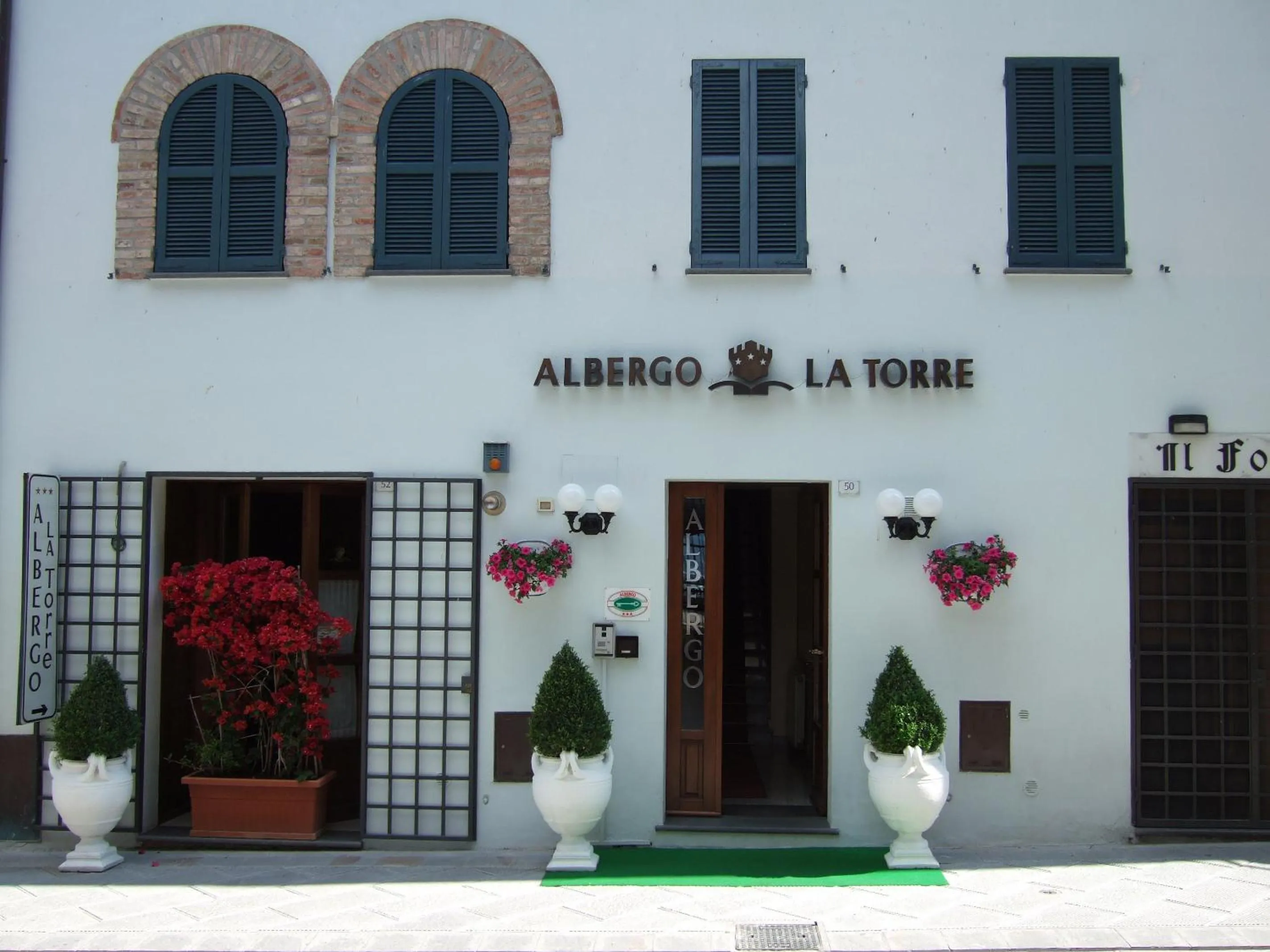 Facade/entrance in Hotel La Torre