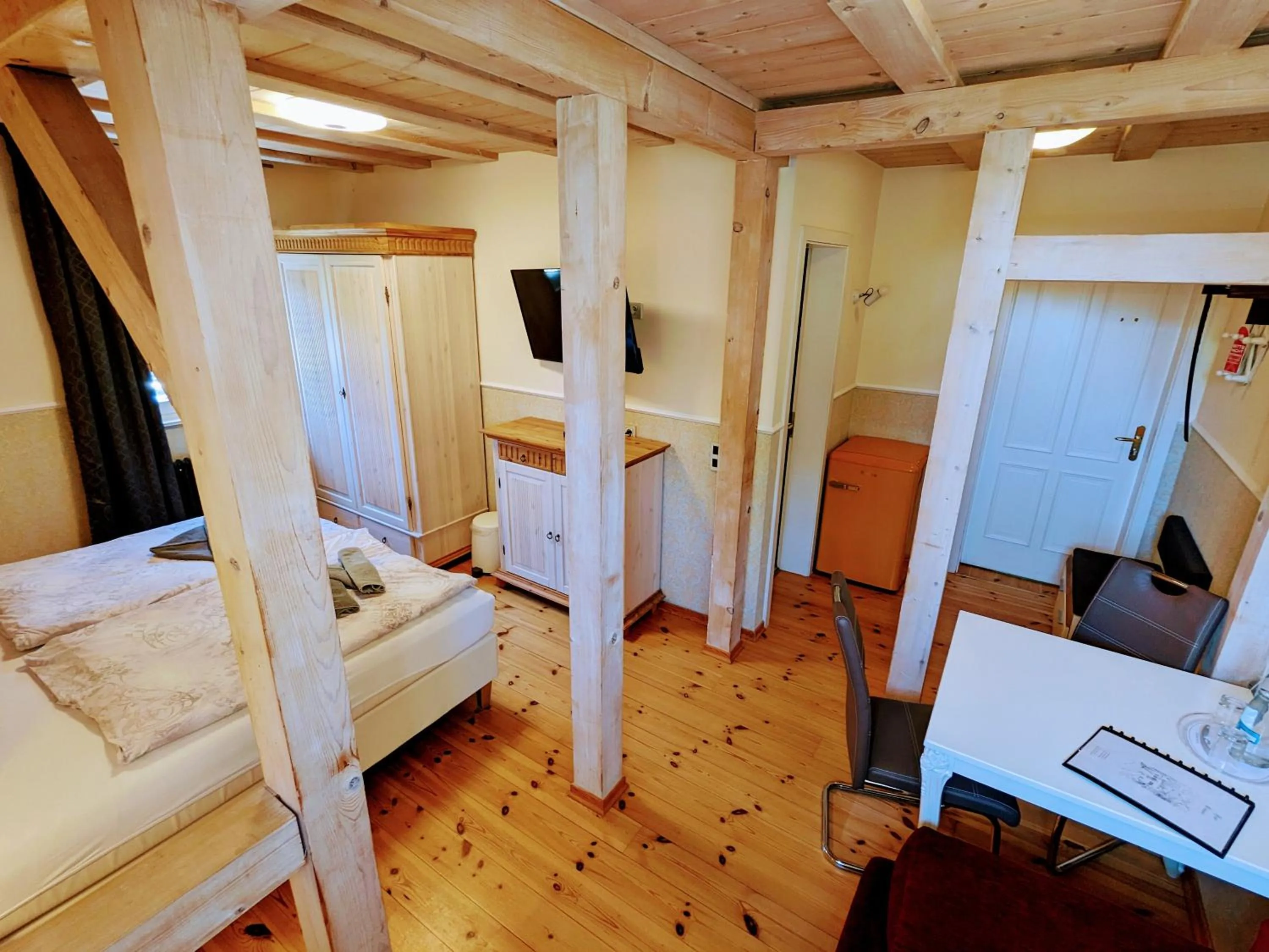 Bed in Strandhotel Lindequist