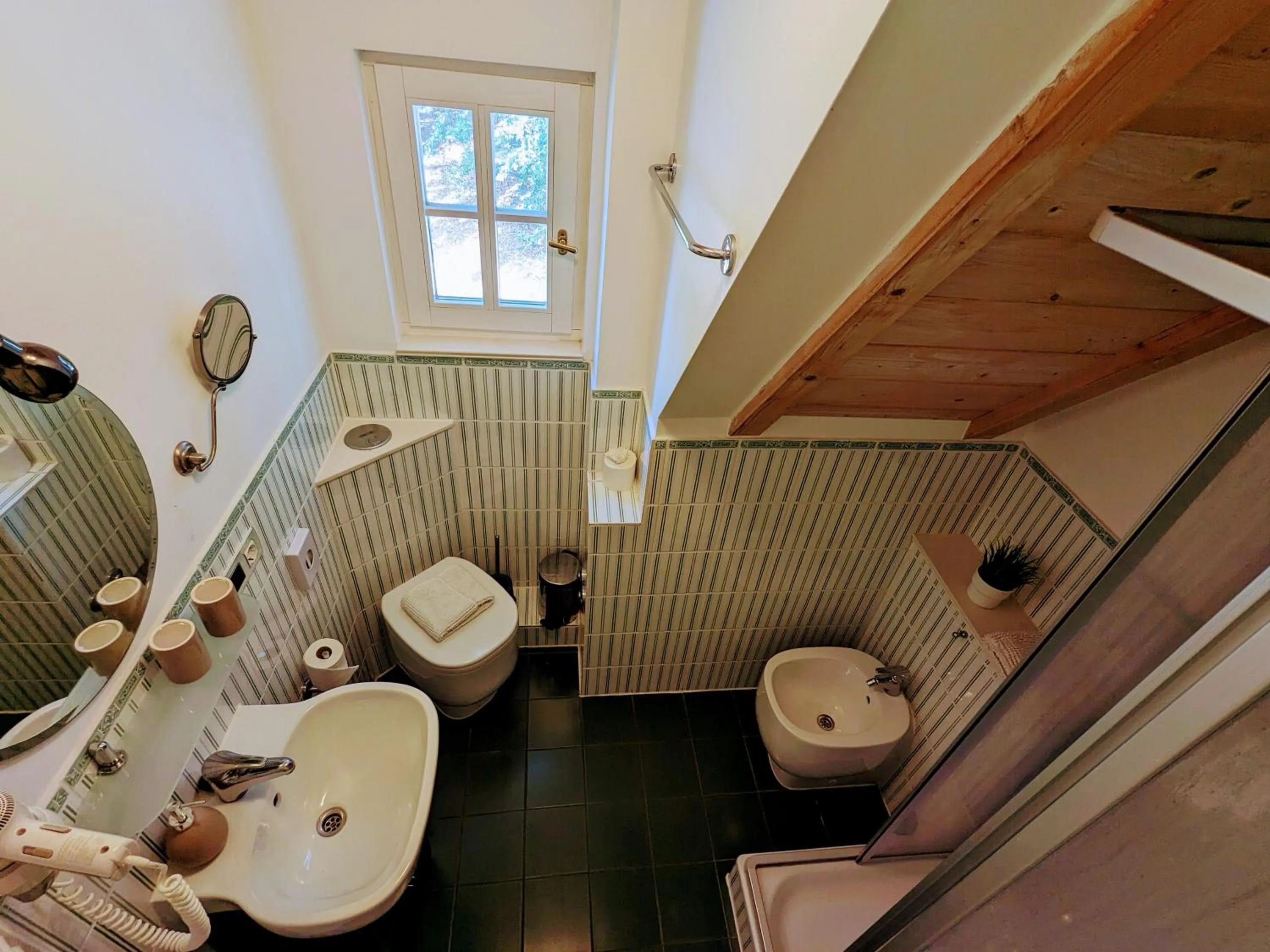 Shower in Strandhotel Lindequist