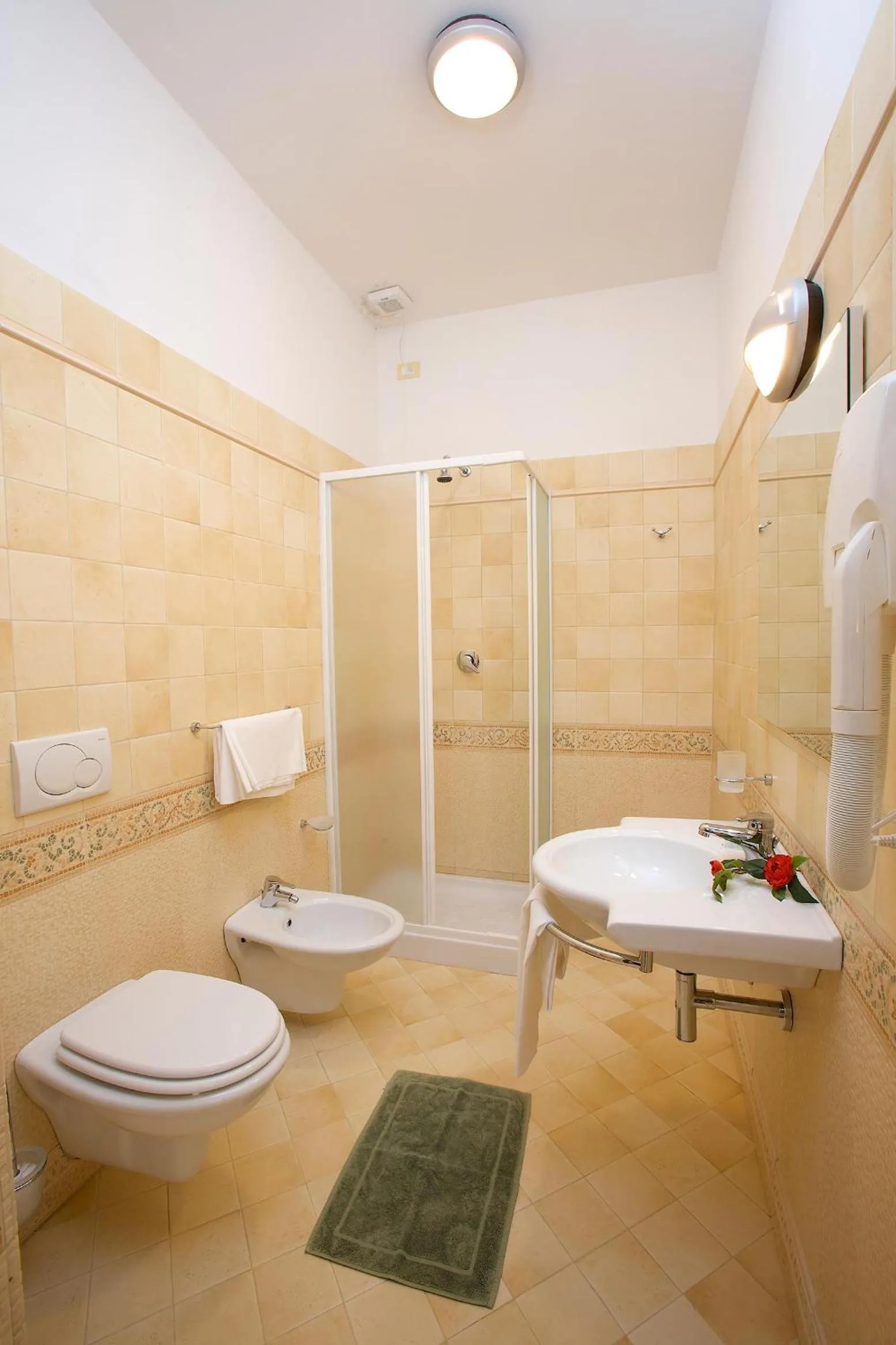 Bathroom in Hotel Da Angelo