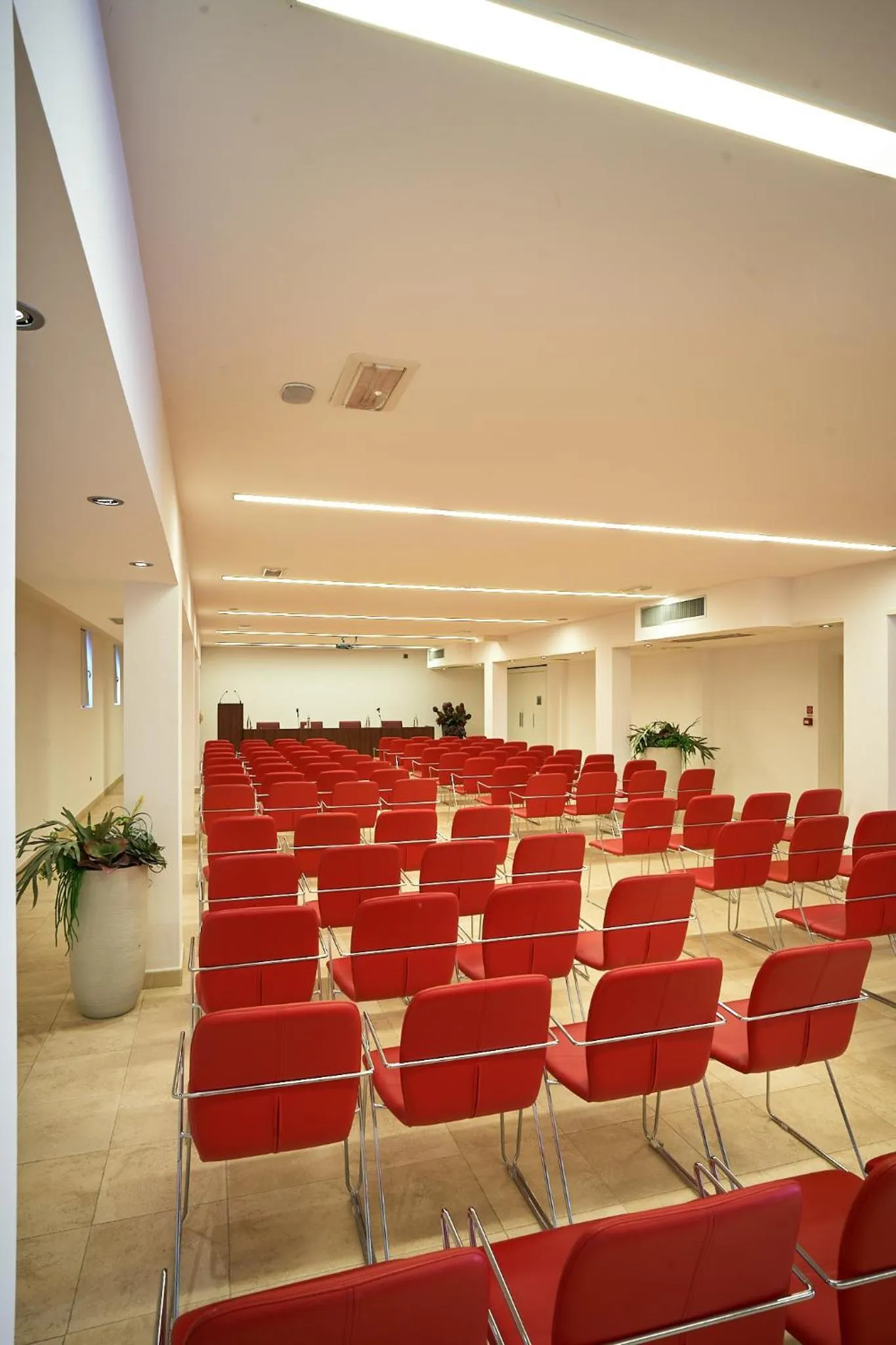 Business facilities in Delfina Palace Hotel