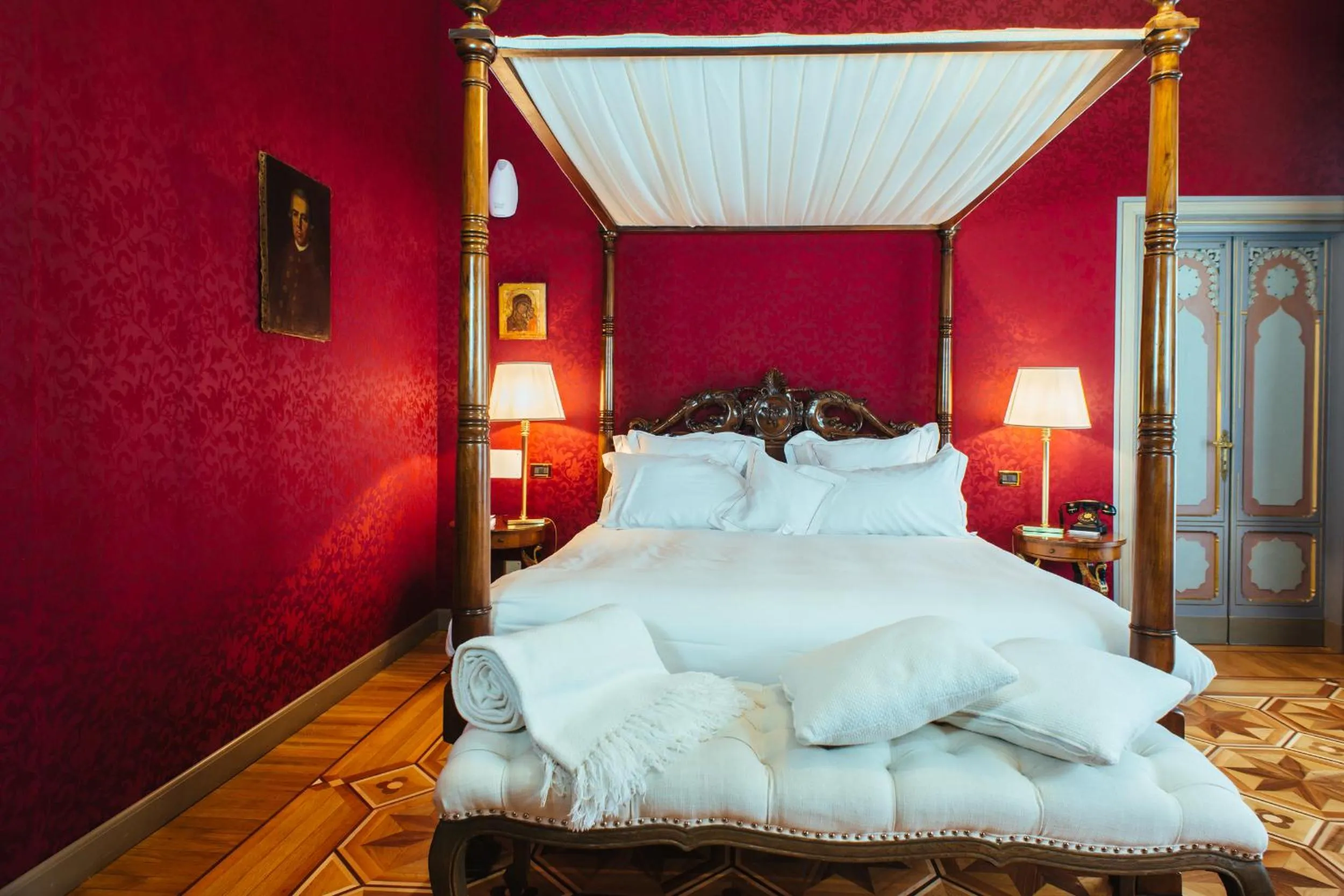Bed in Relais & Chateaux Villa Crespi