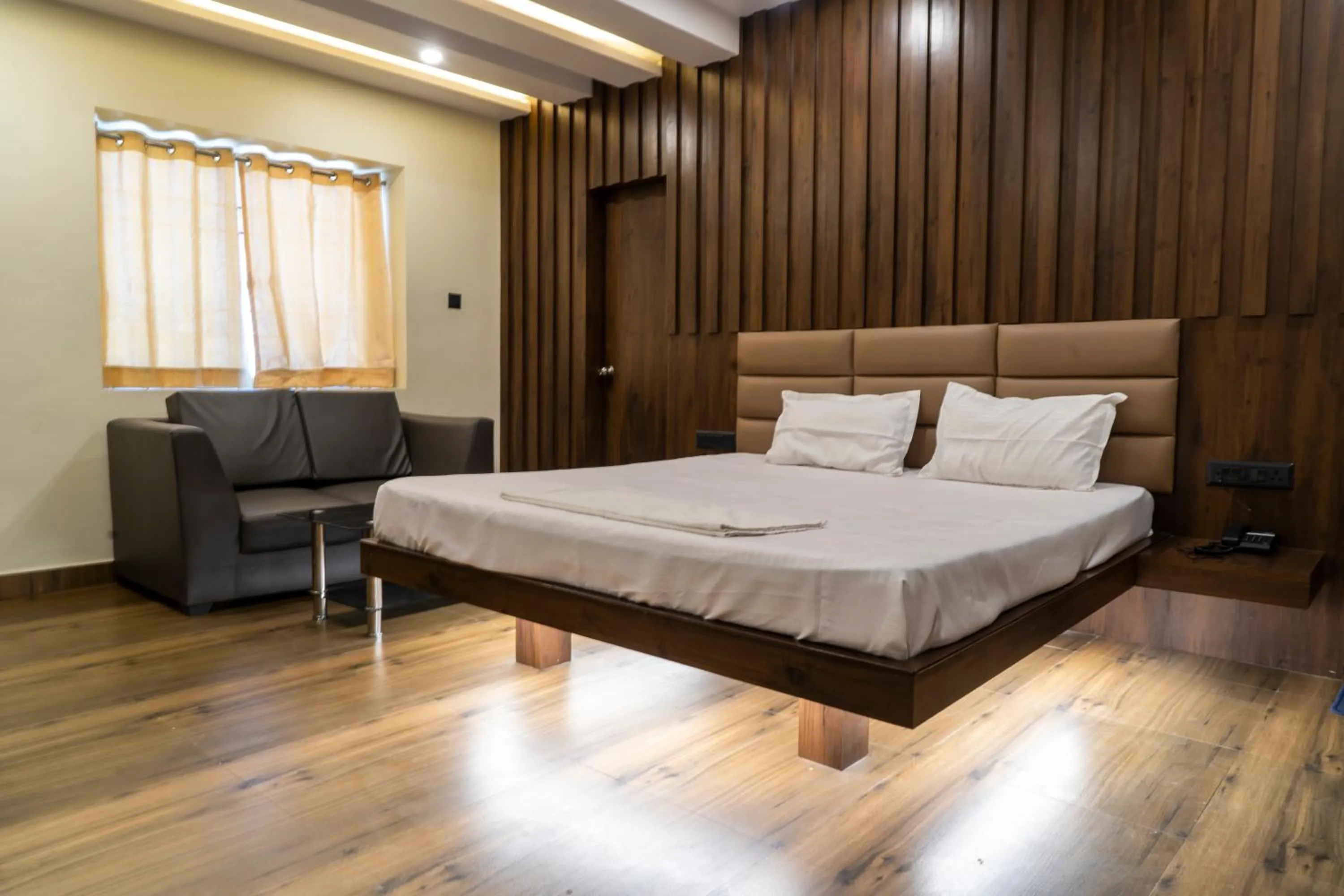 Photo of the whole room in Hotel Sohrai Inn