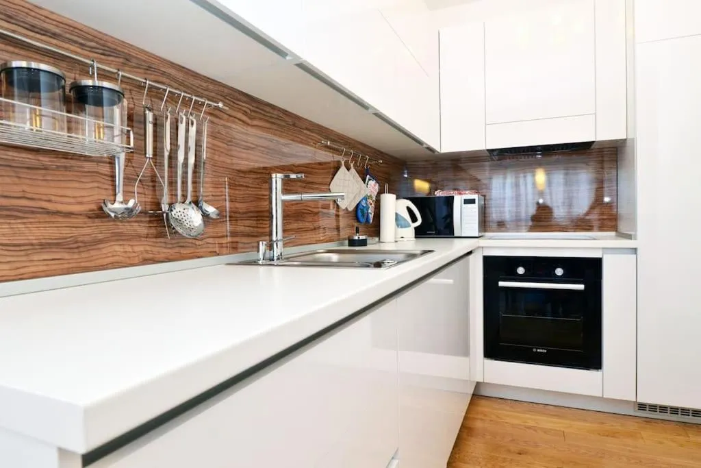 Kitchen or kitchenette in Apartment Trnje