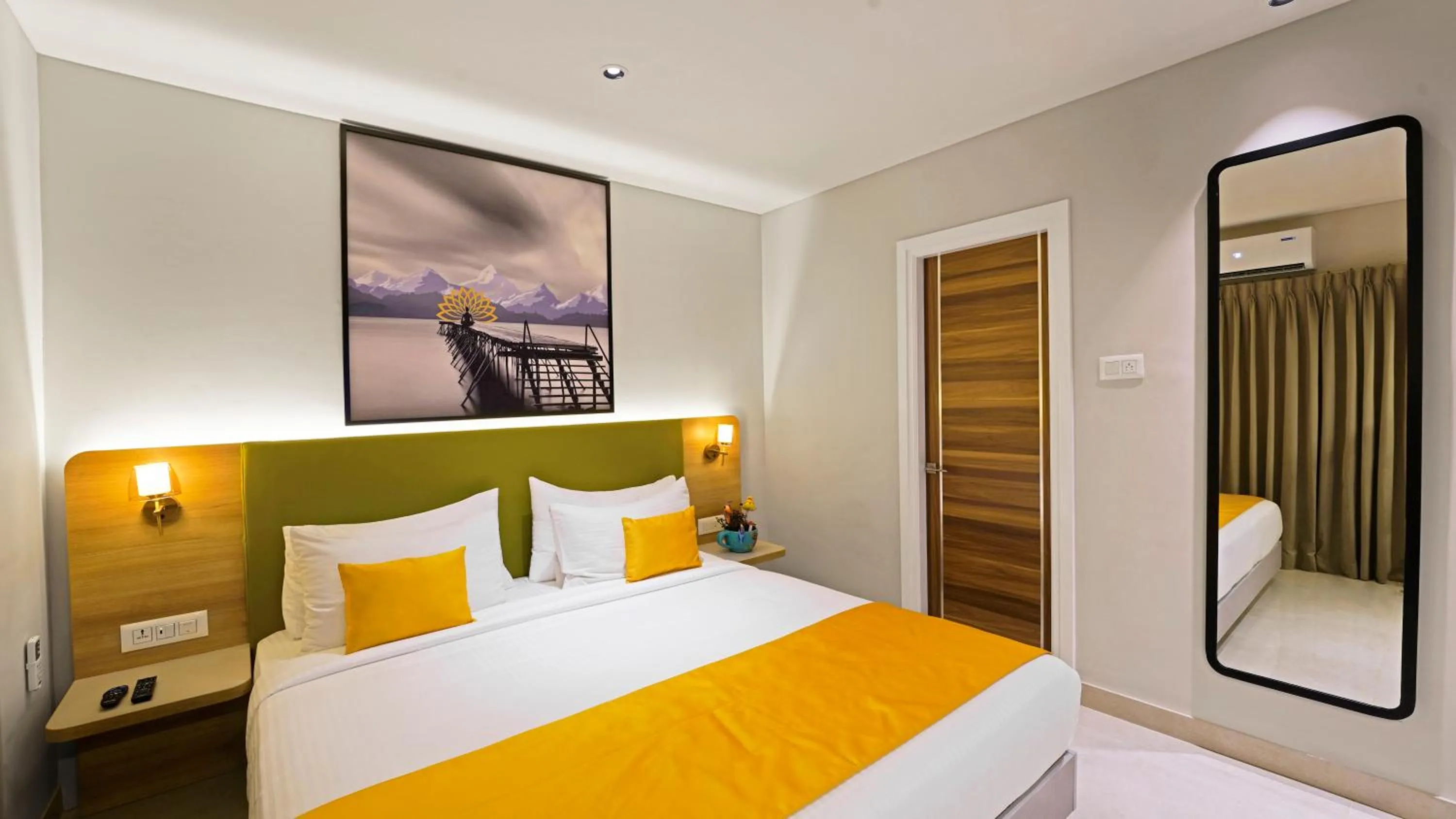 Bed in Click Hotel Biz - Bangalore Airport