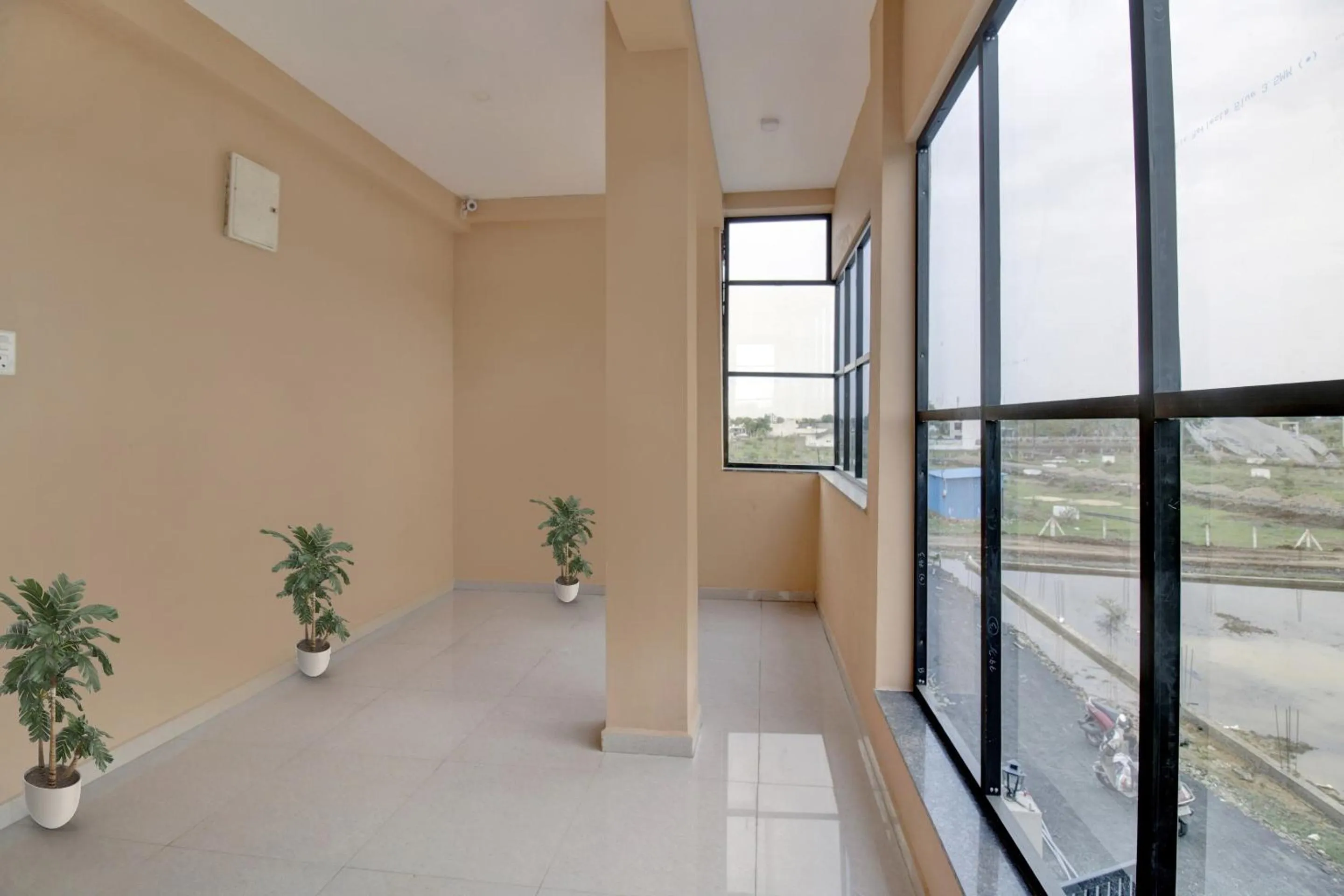 Lobby or reception in Hotel O by OYO R K Guest House