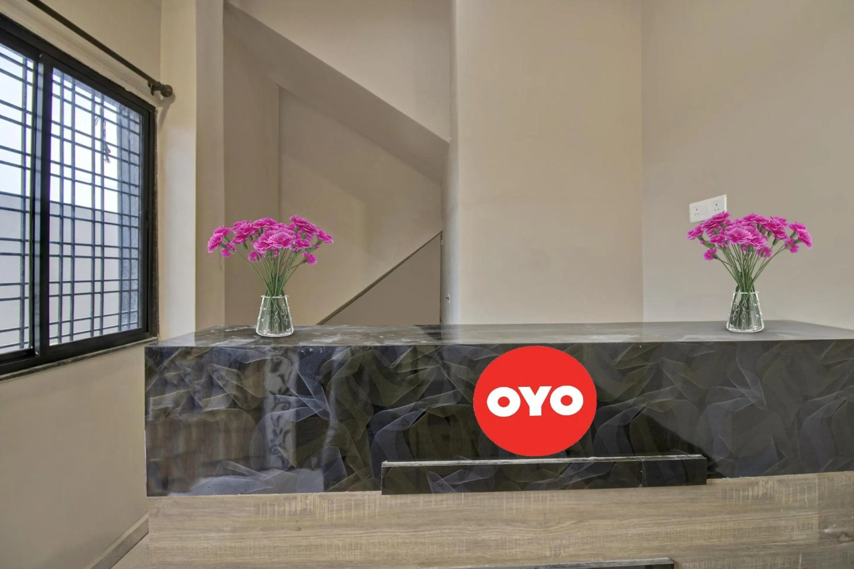 Lobby or reception in Hotel O by OYO R K Guest House