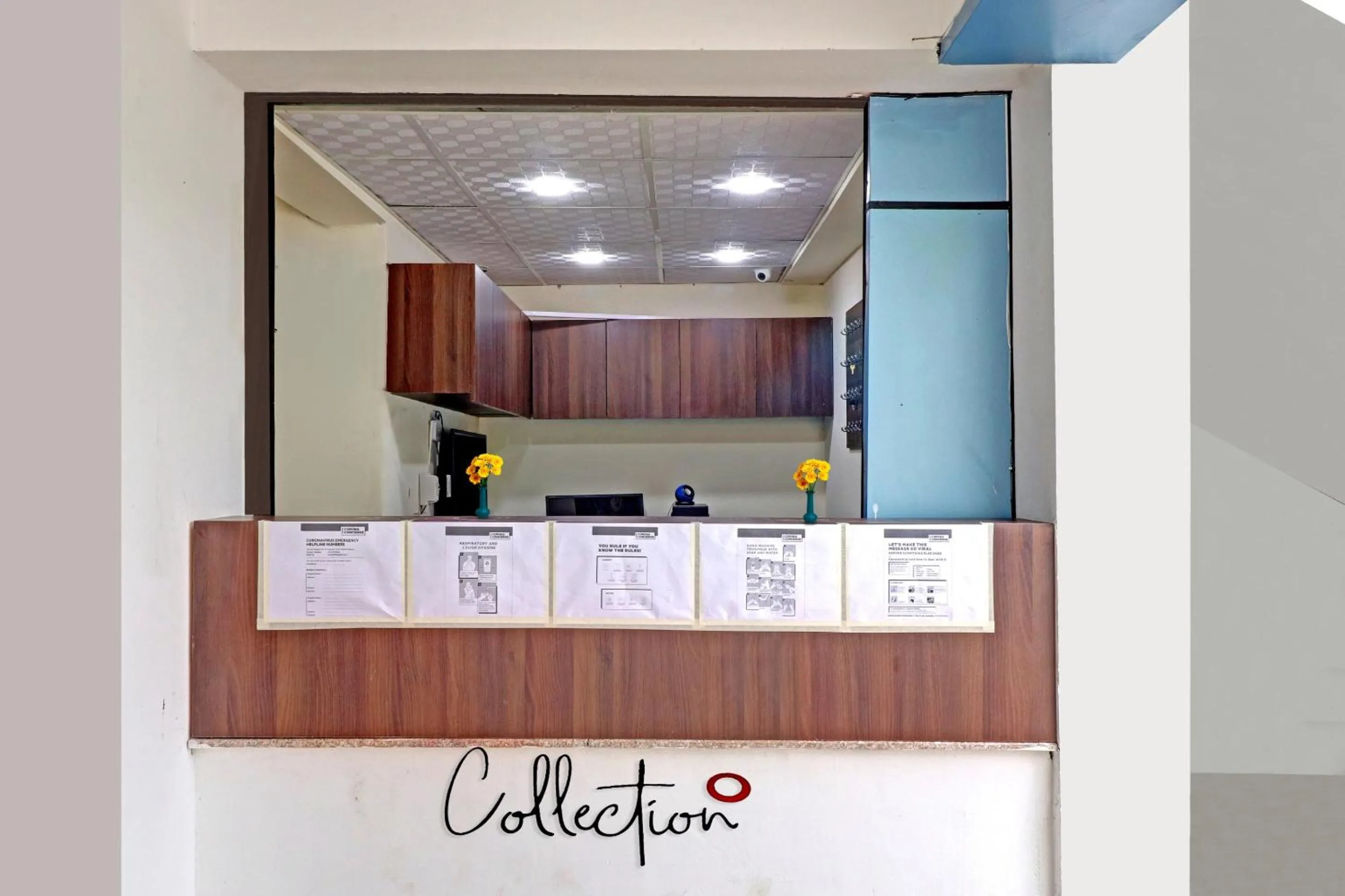 Lobby or reception in Hotel O VICTORIA PALACE