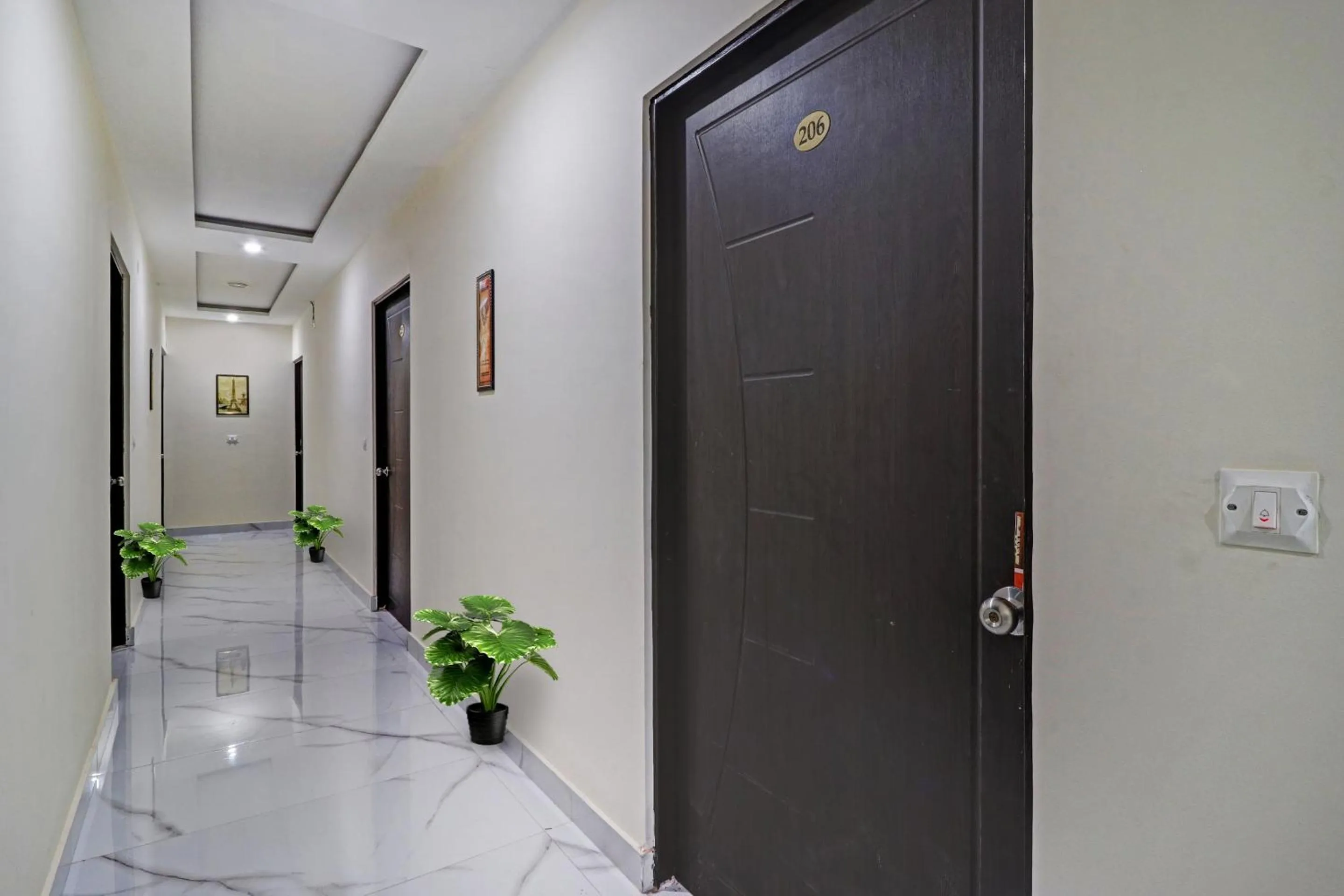 Lobby or reception in Hotel O VICTORIA PALACE