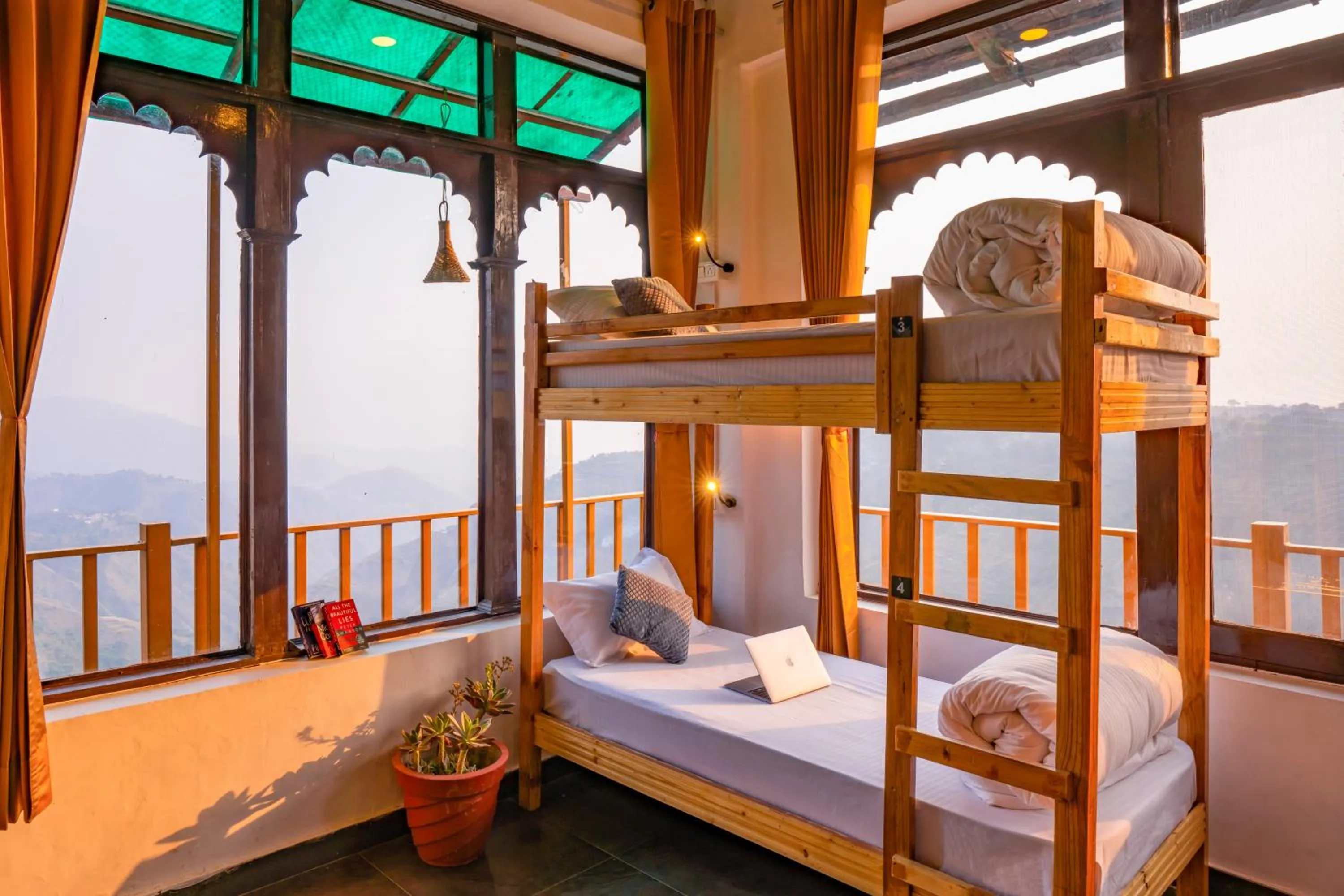 Bed in Zostel Banikhet (Dalhousie)